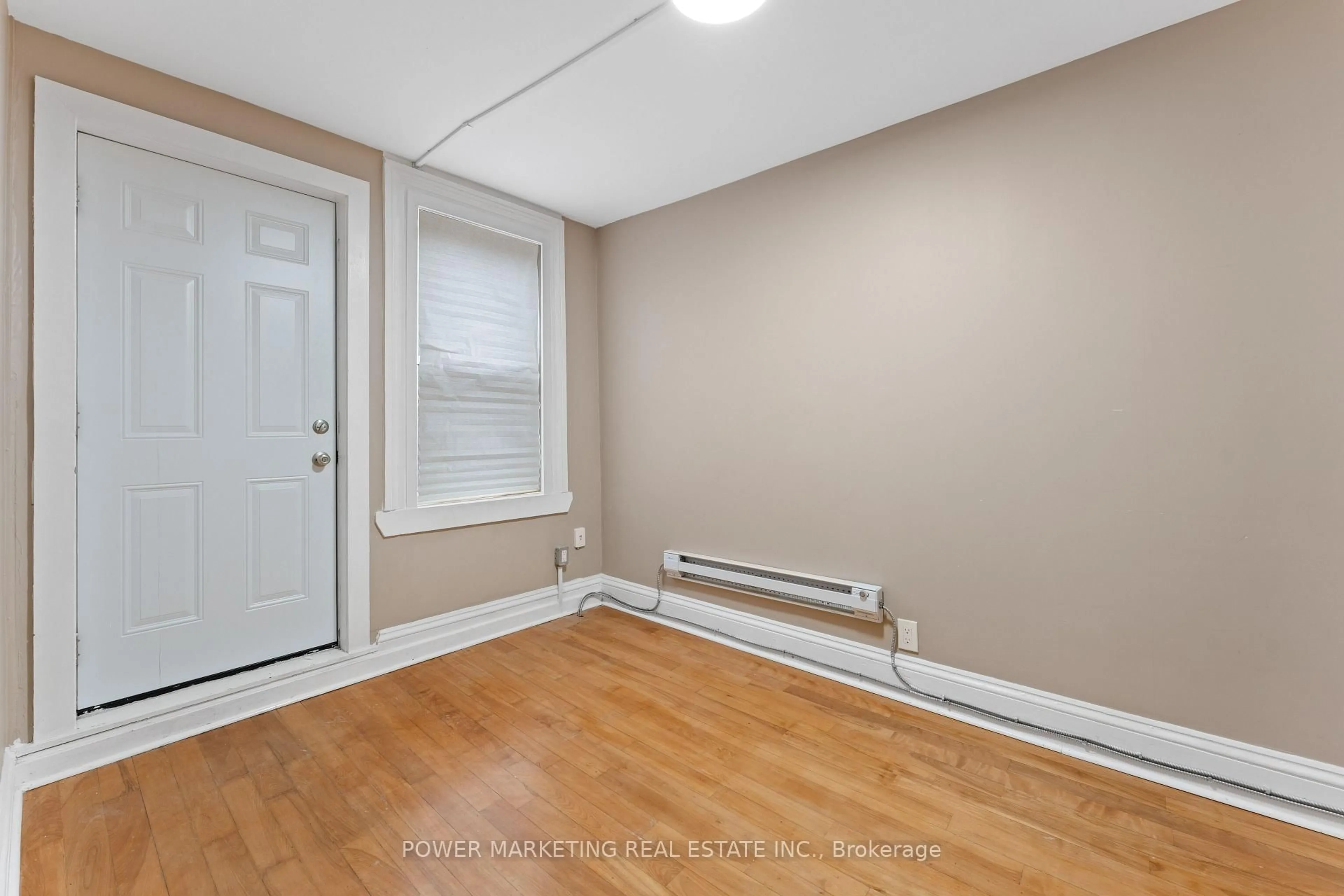 A pic of a room for 684 BRONSON Ave #A&B, Ottawa Ontario K1S 4E9