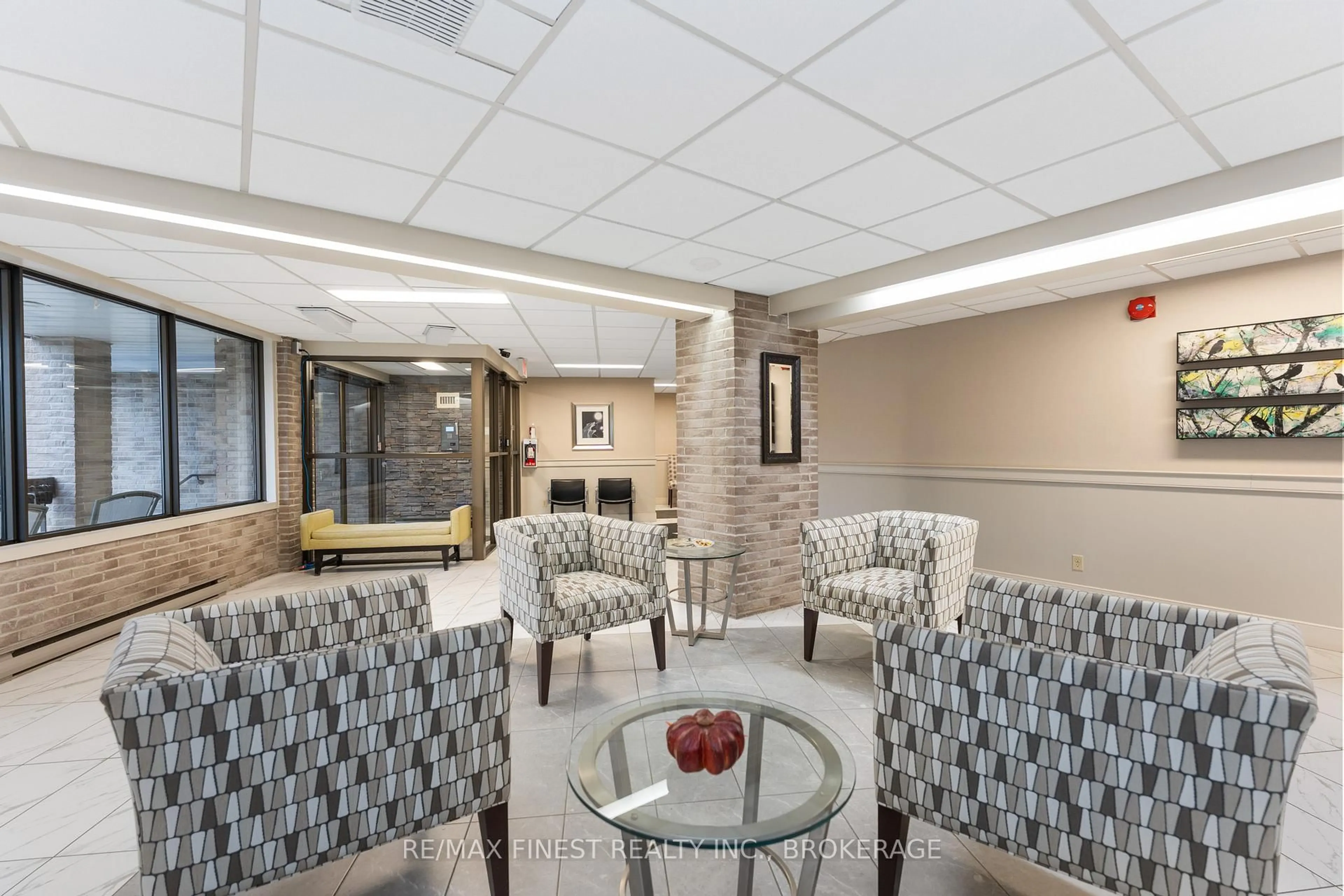 Lobby for 334 Queen Mary Rd #206, Kingston Ontario K7M 7E7