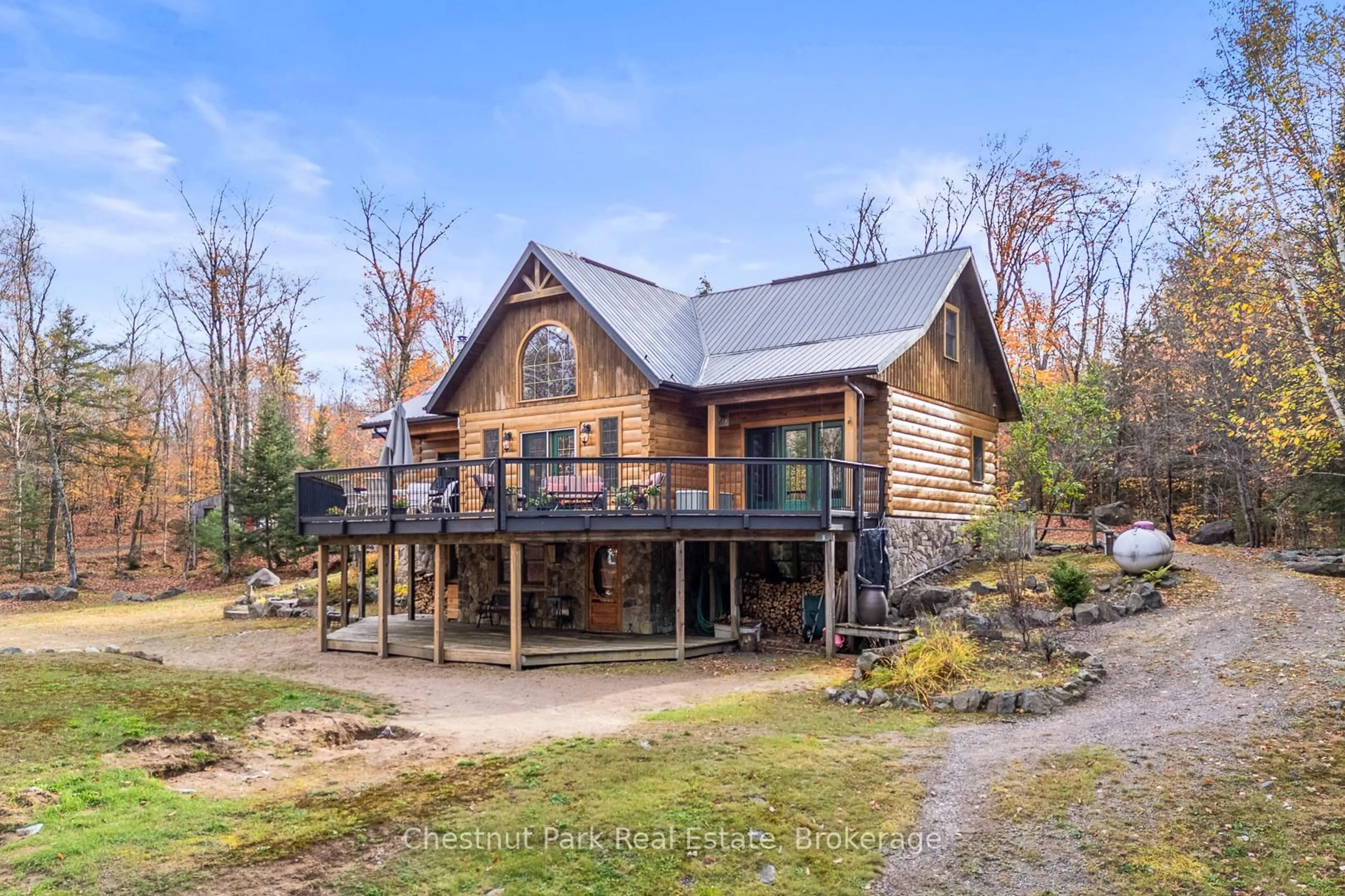 A pic from outside/outdoor area/front of a property/back of a property/a pic from drone, unknown for 121 Poor Mans Rd, Parry Sound Remote Area Ontario P0A 1X0