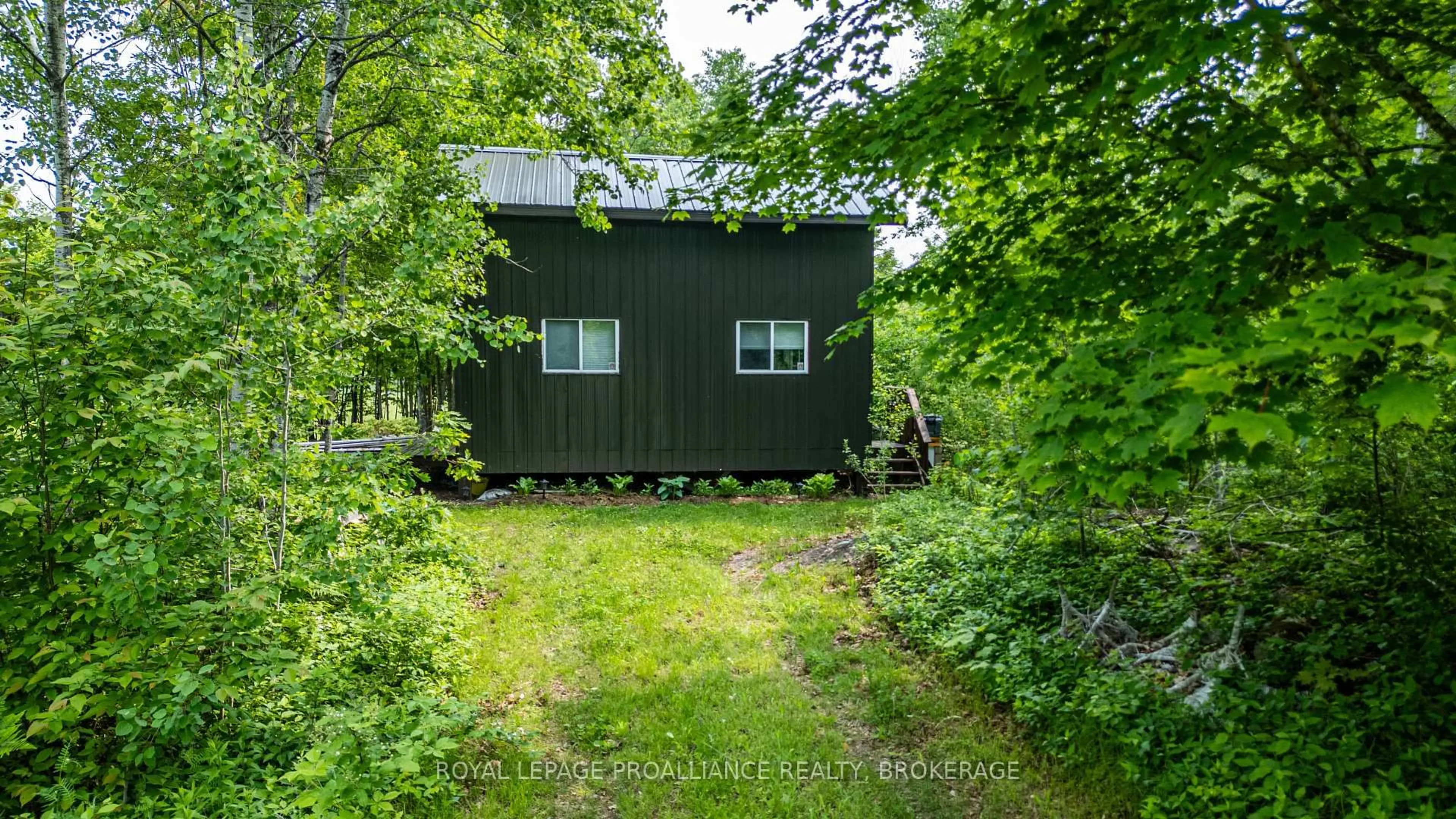 Shed for 384 Big Crosby Lake Rd, Rideau Lakes Ontario K0G 1X0