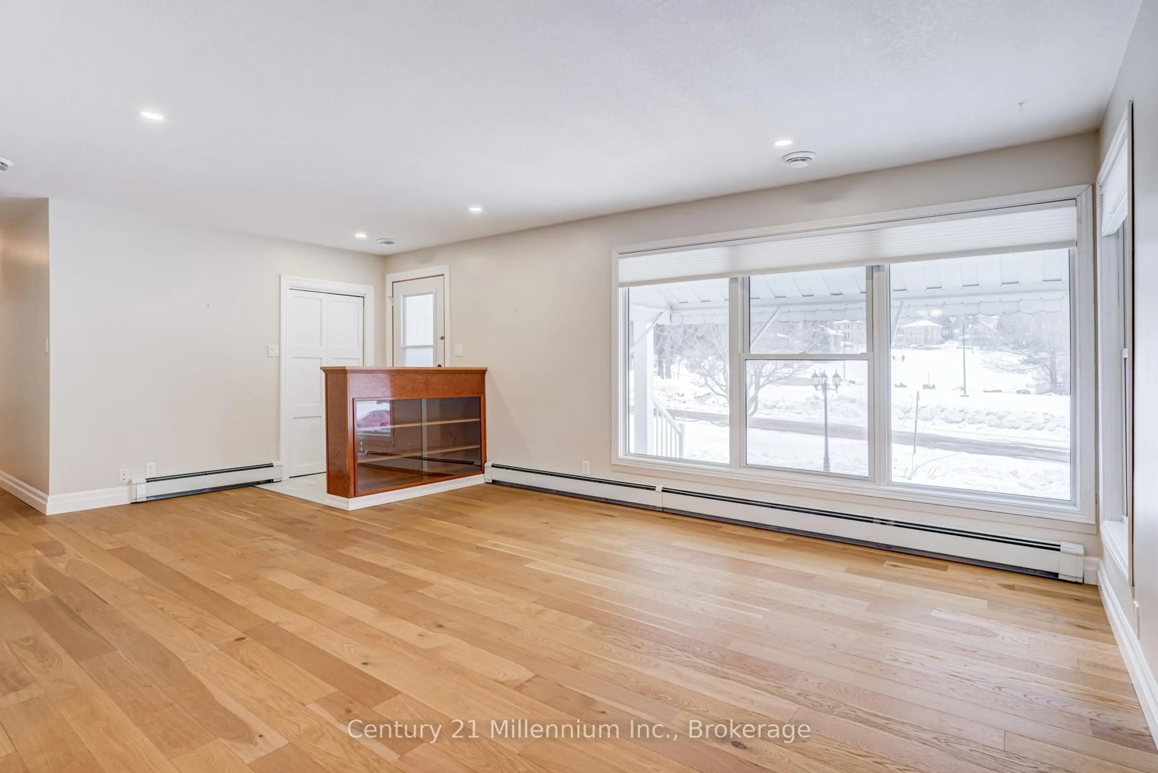 Unknown for 371 Hunter St, South Bruce Peninsula Ontario N0H 2T0