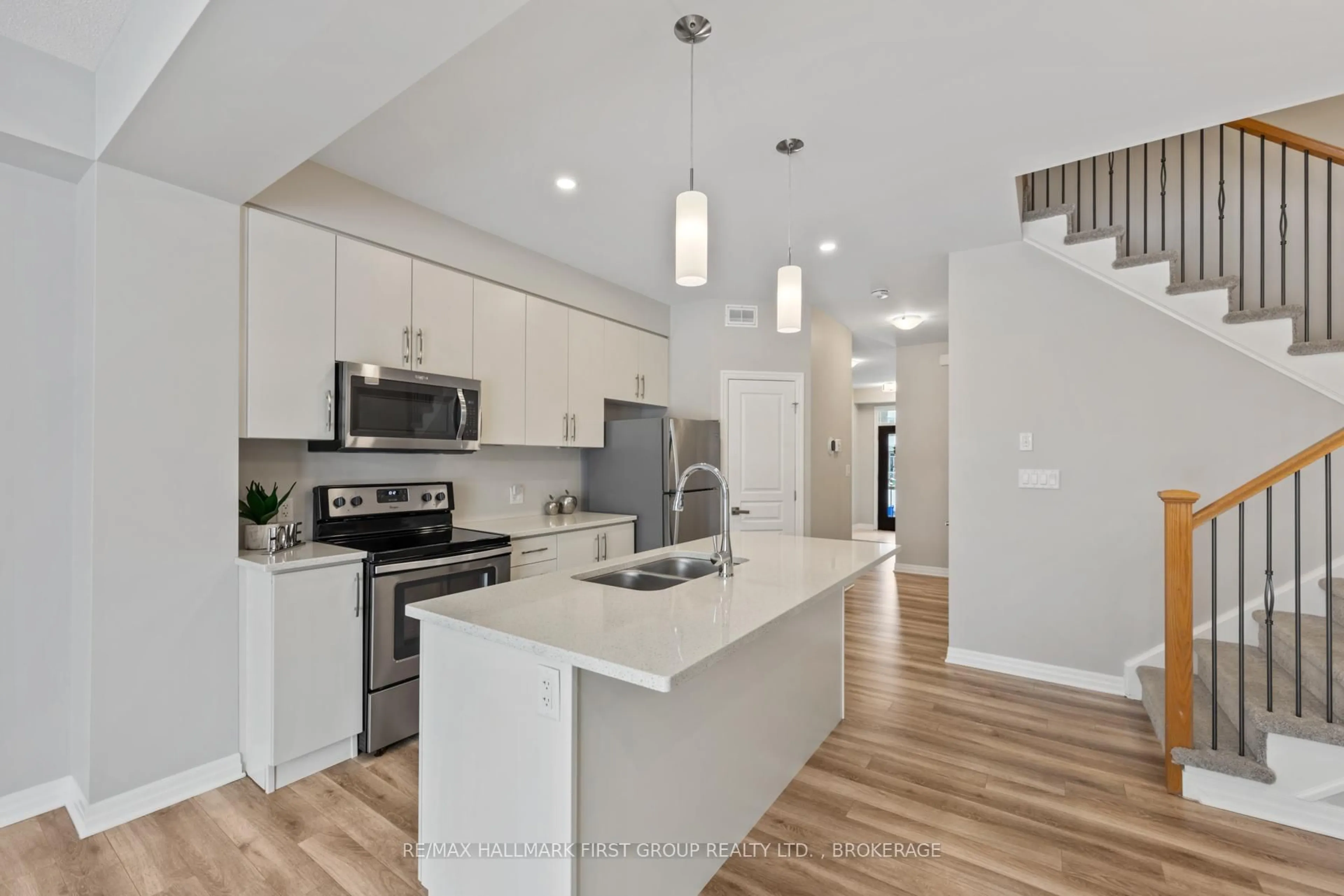 Open concept kitchen, unknown for 928 Riverview Way, Kingston Ontario K7K 0J1