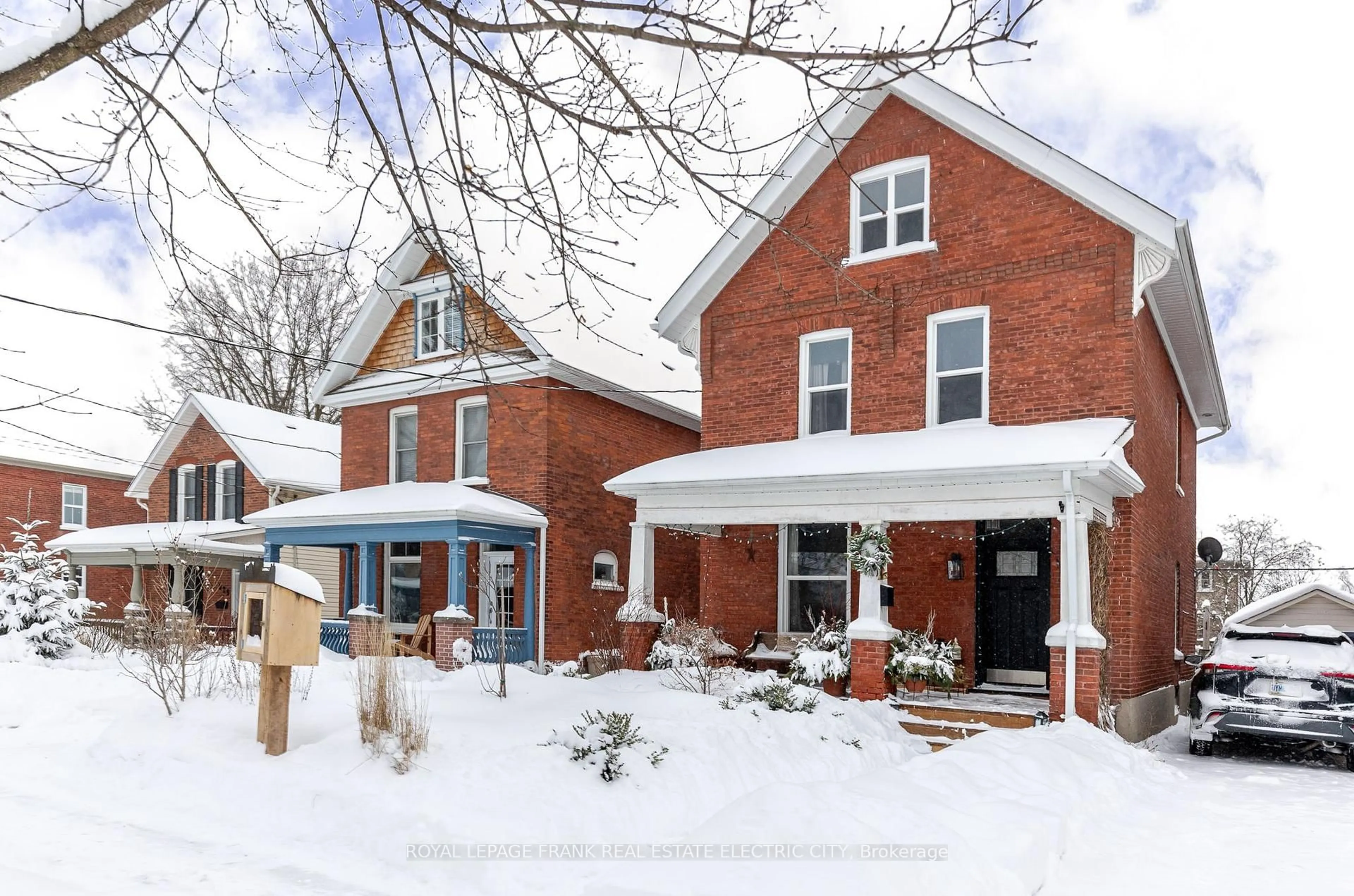 Home with brick exterior material, street for 533 Bolivar St, Peterborough Ontario K9J 4R5