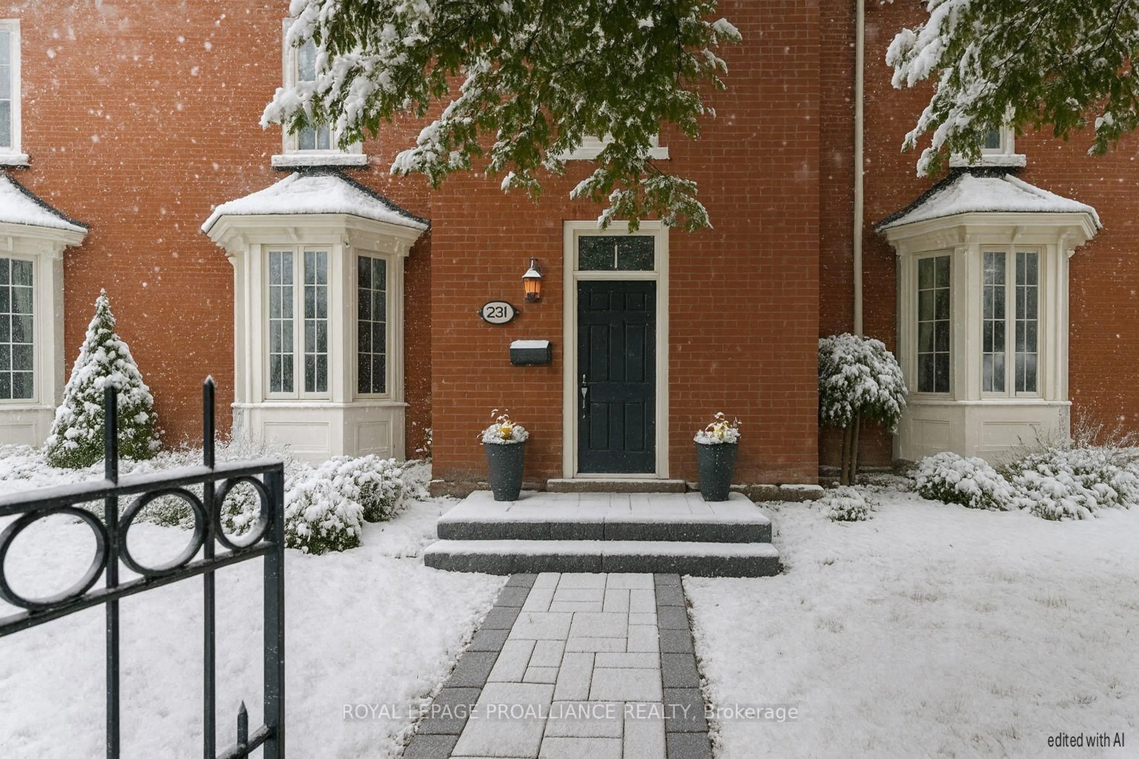 Unknown for 233 John St #5, Belleville Ontario K8N 3G2