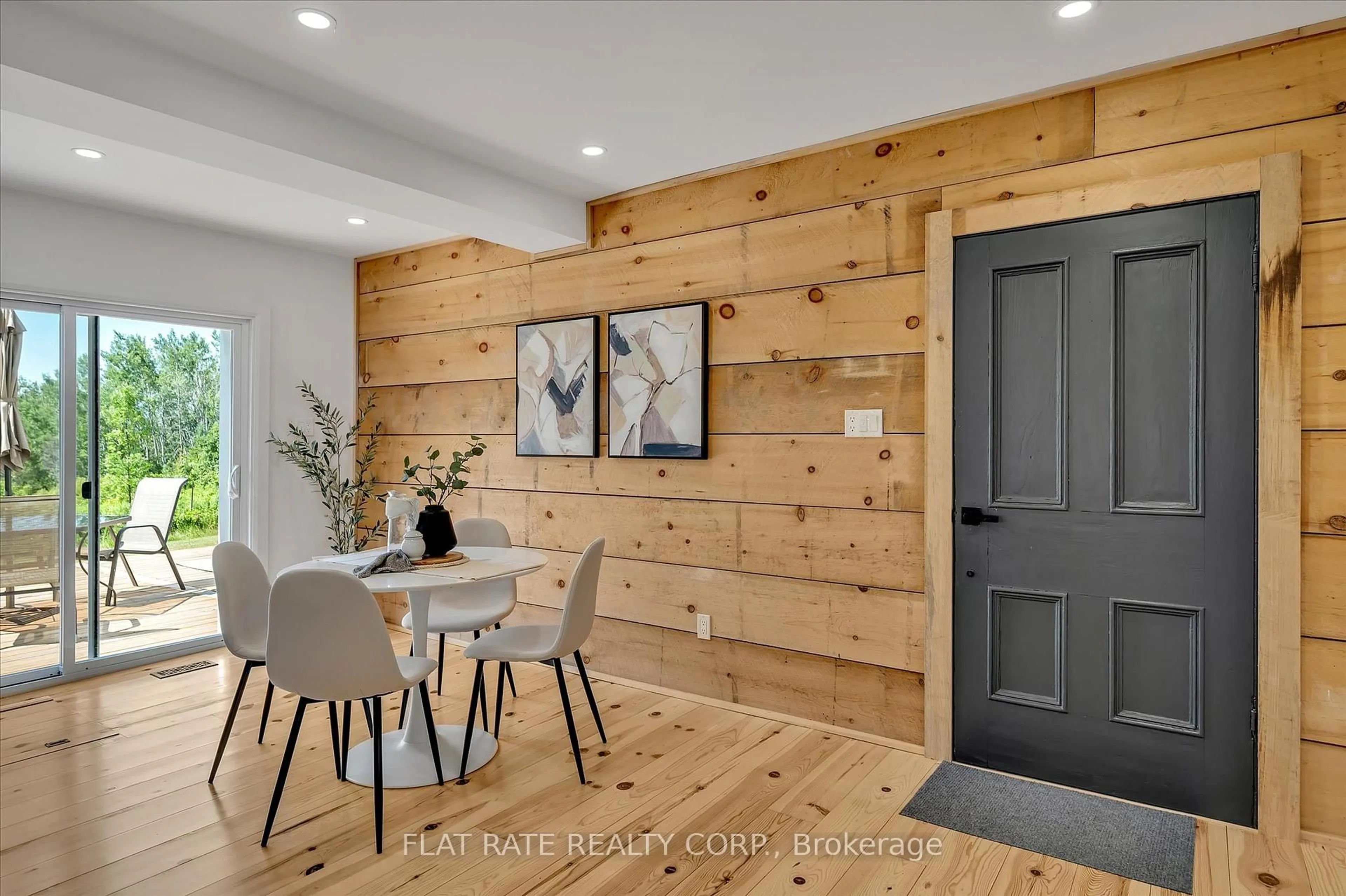 Indoor entryway for 2284 LANCASTER Rd, Otonabee-South Monaghan Ontario K9J 6X7