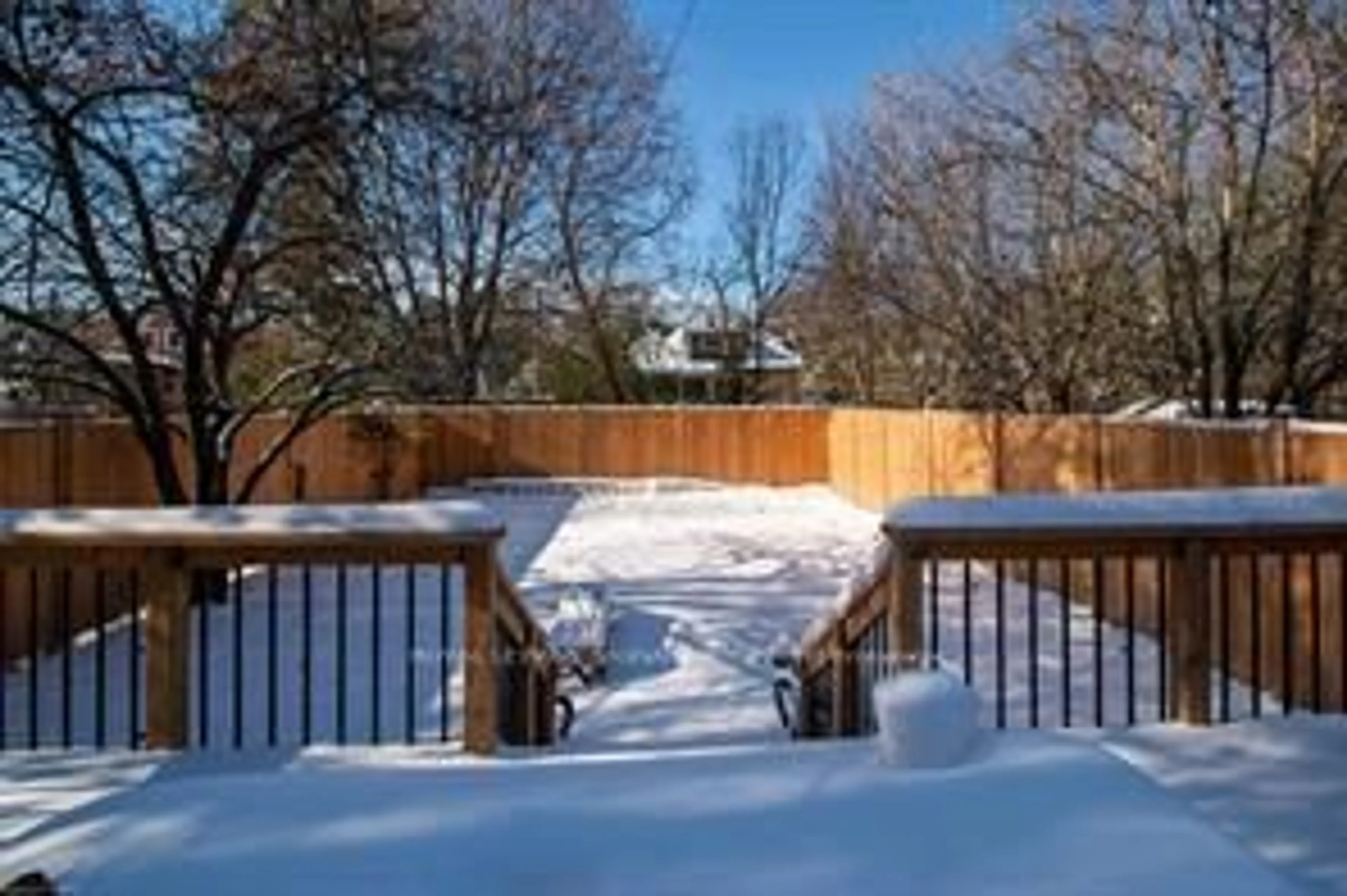 Patio, street for 310 Victoria St, Kingston Ontario K7L 3Z1