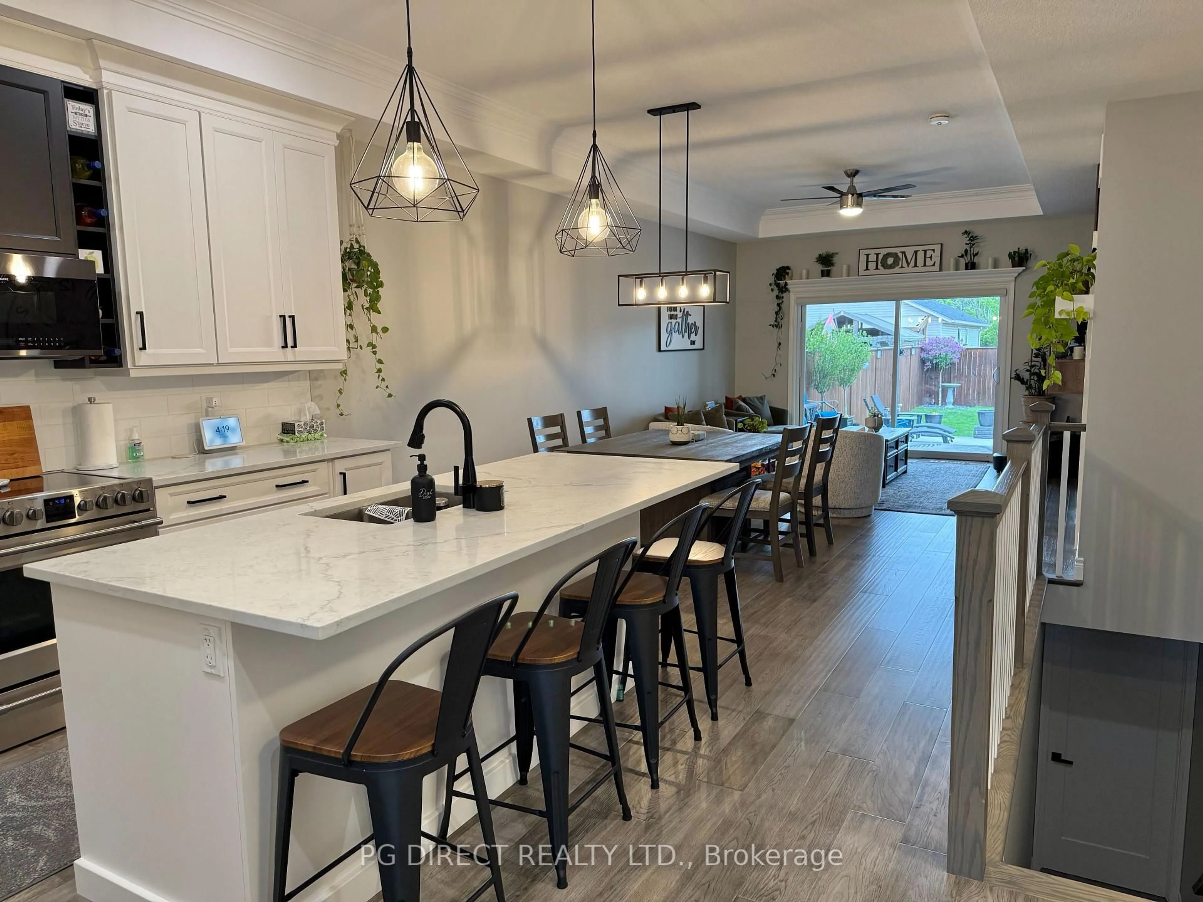 Open concept kitchen, ceramic/tile floor for 61A Haddington St, Haldimand Ontario N3W 2N4