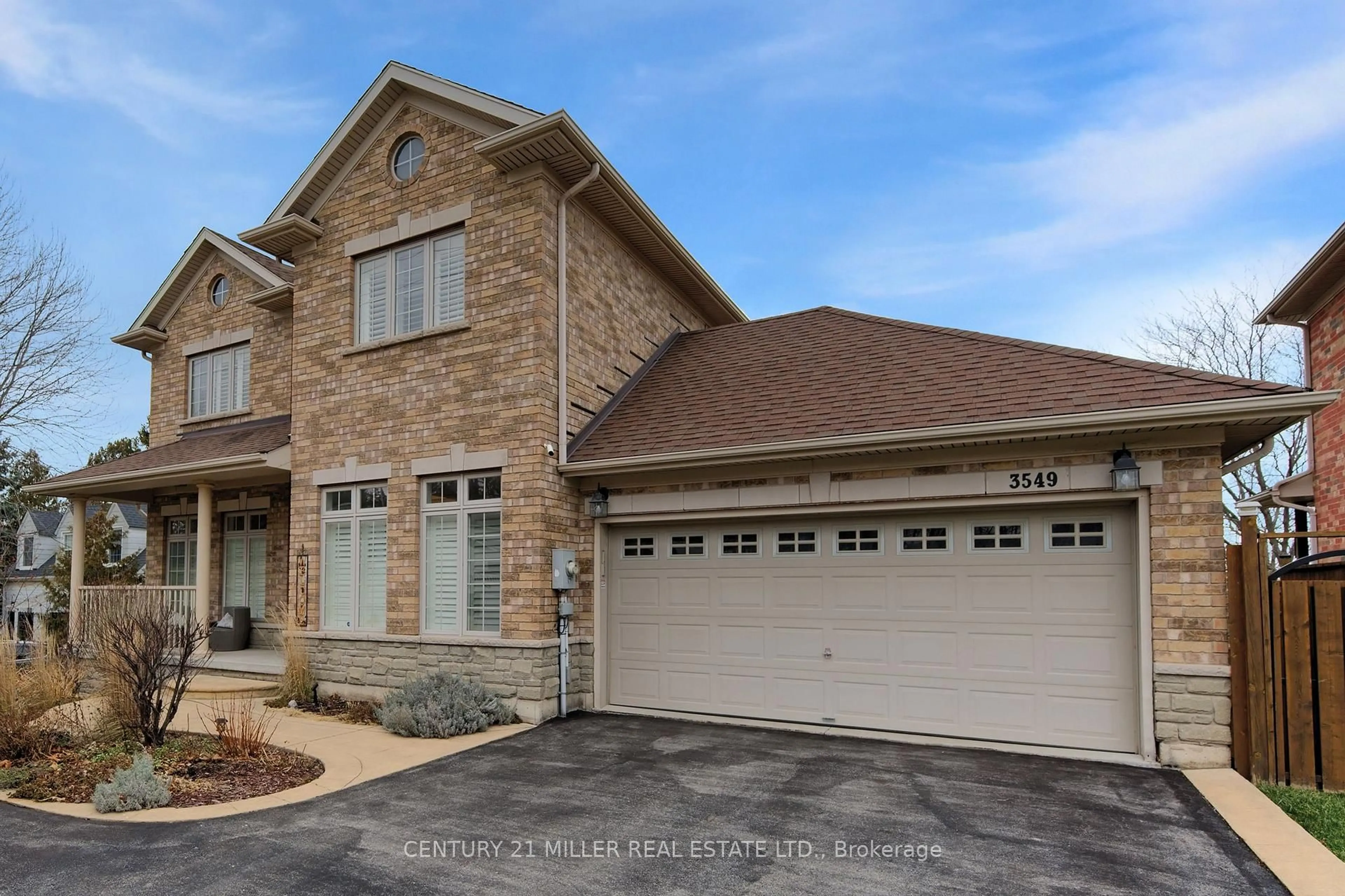 Home with brick exterior material, street for 3549 King St, Lincoln Ontario L0R 2C0