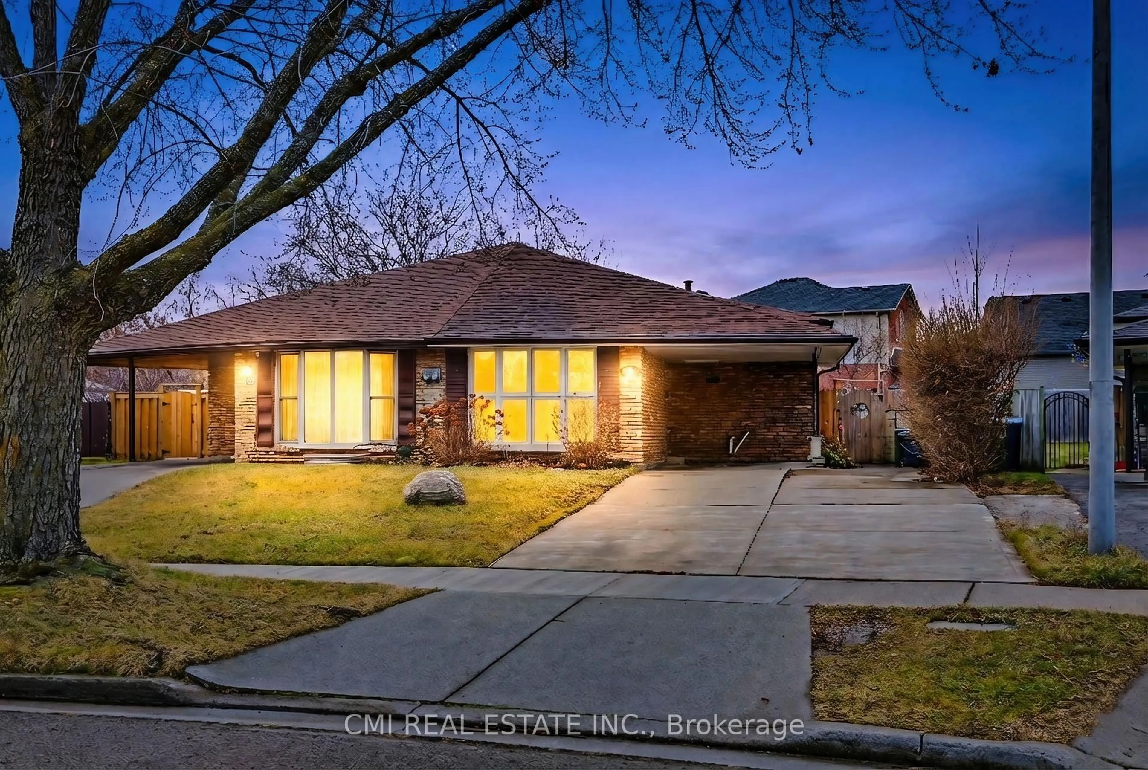 Home with brick exterior material, street for 61 1/2 Eastbury Dr, Hamilton Ontario L8E 2V8