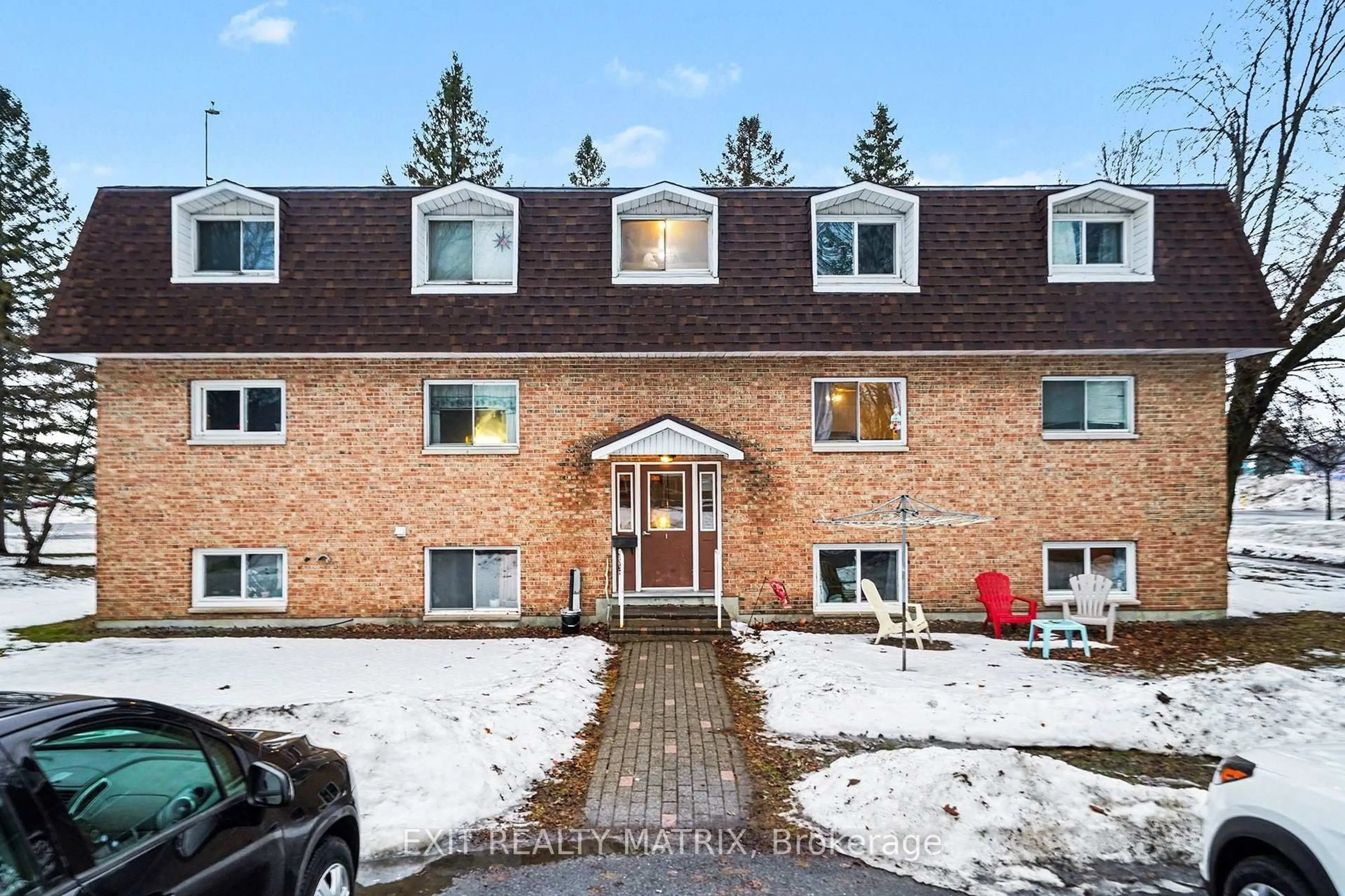 Unknown for 1 John St, South Dundas Ontario K0E 1K0