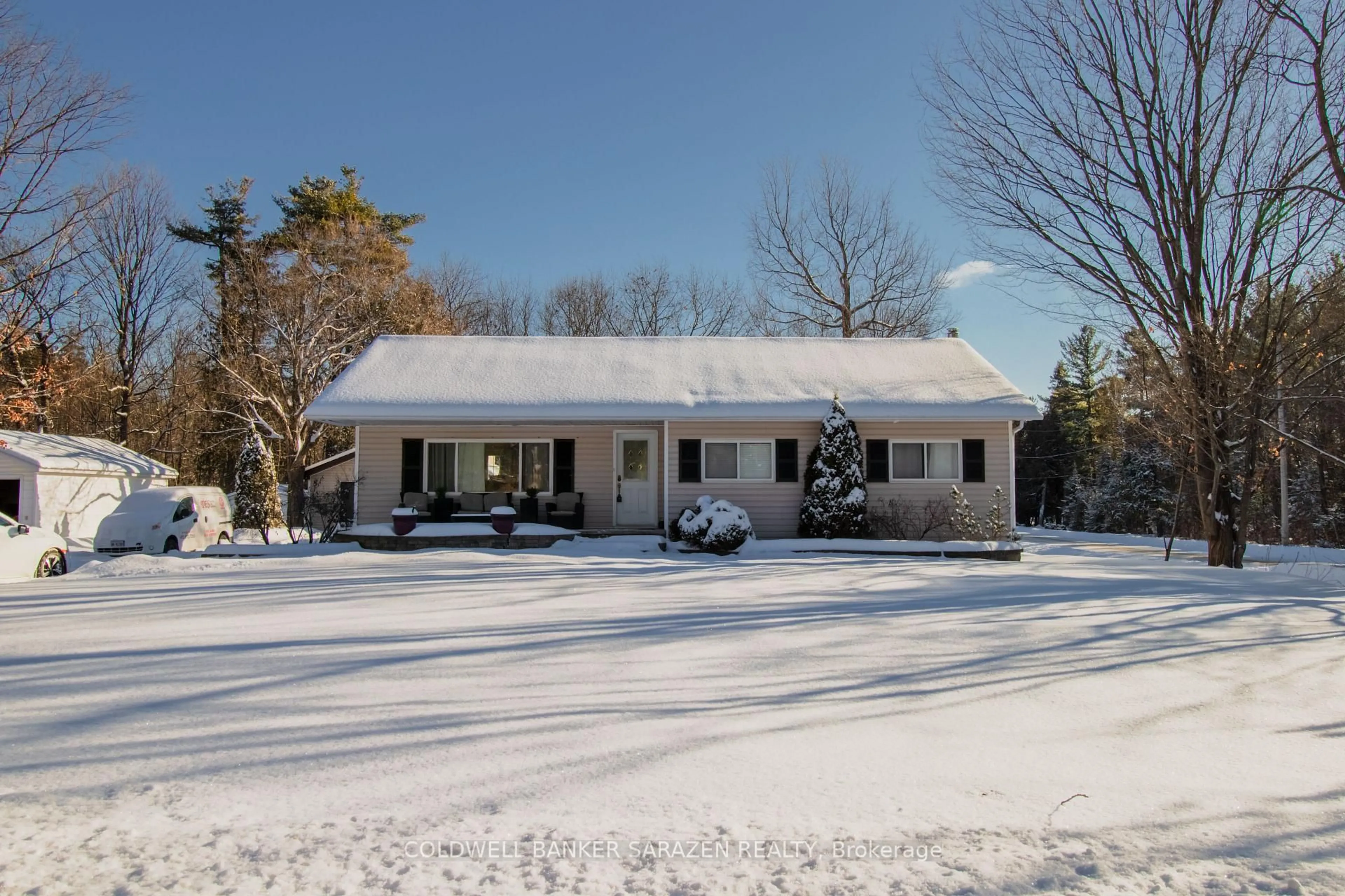 Unknown for 875 Usborne St, Braeside Ontario K0A 1G0