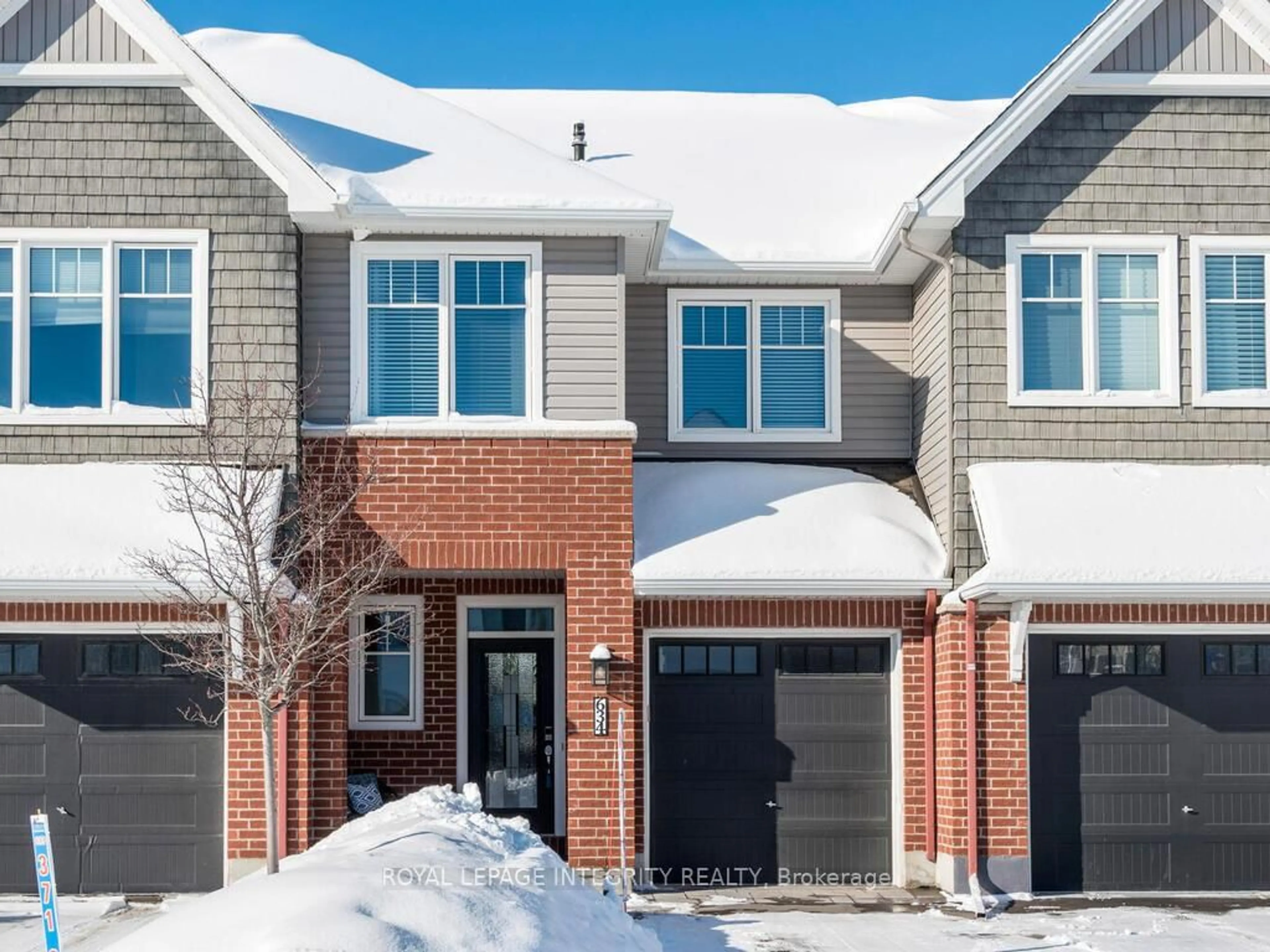 Home with brick exterior material, street for 634 Cartographe St, Ottawa Ontario K4A 3N6