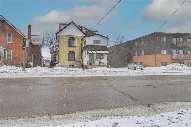 157 Lindsay St, Kawartha Lakes 5