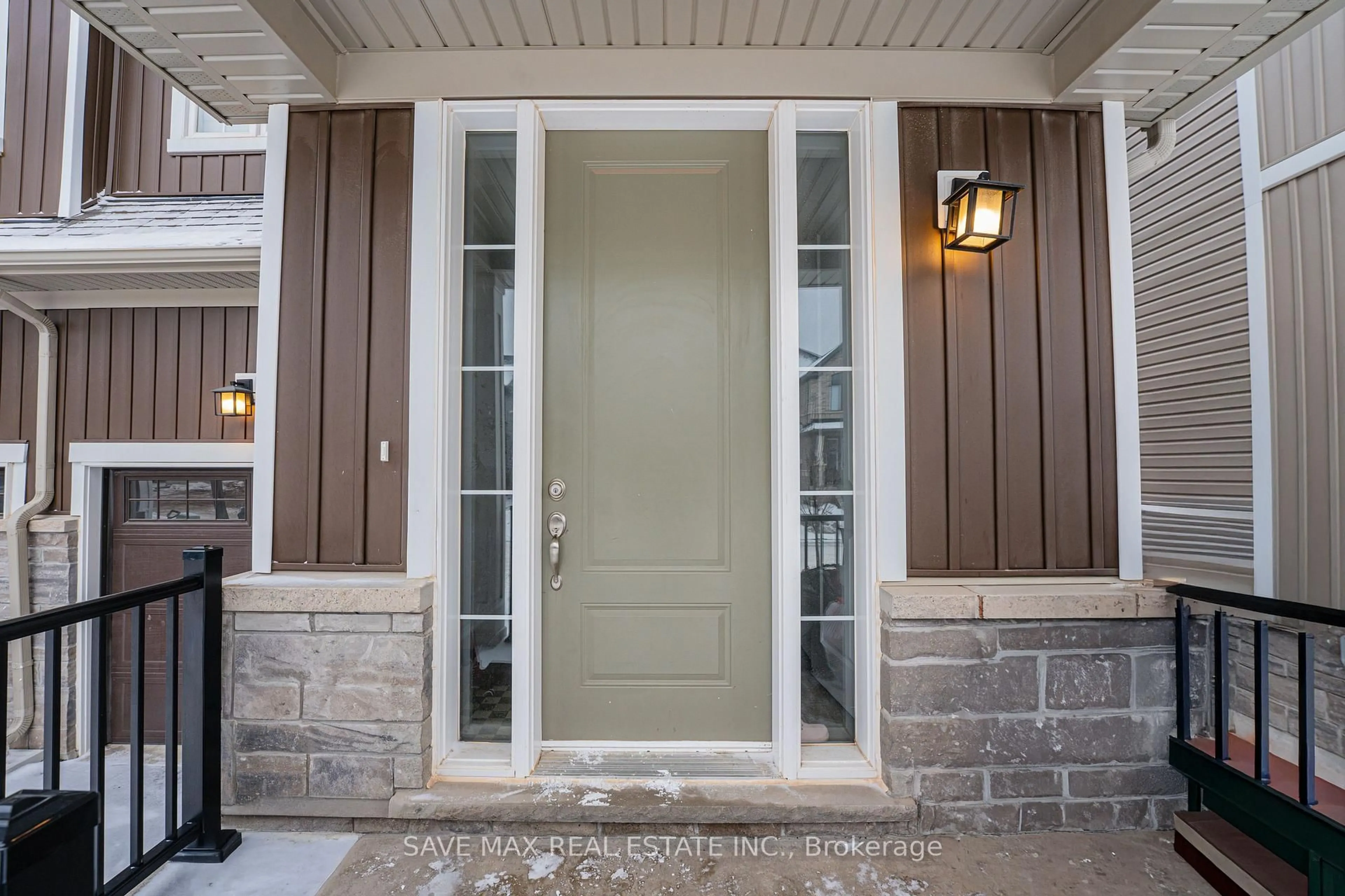 Indoor entryway for 39 Conboy Dr, Erin Ontario N0B 1T0