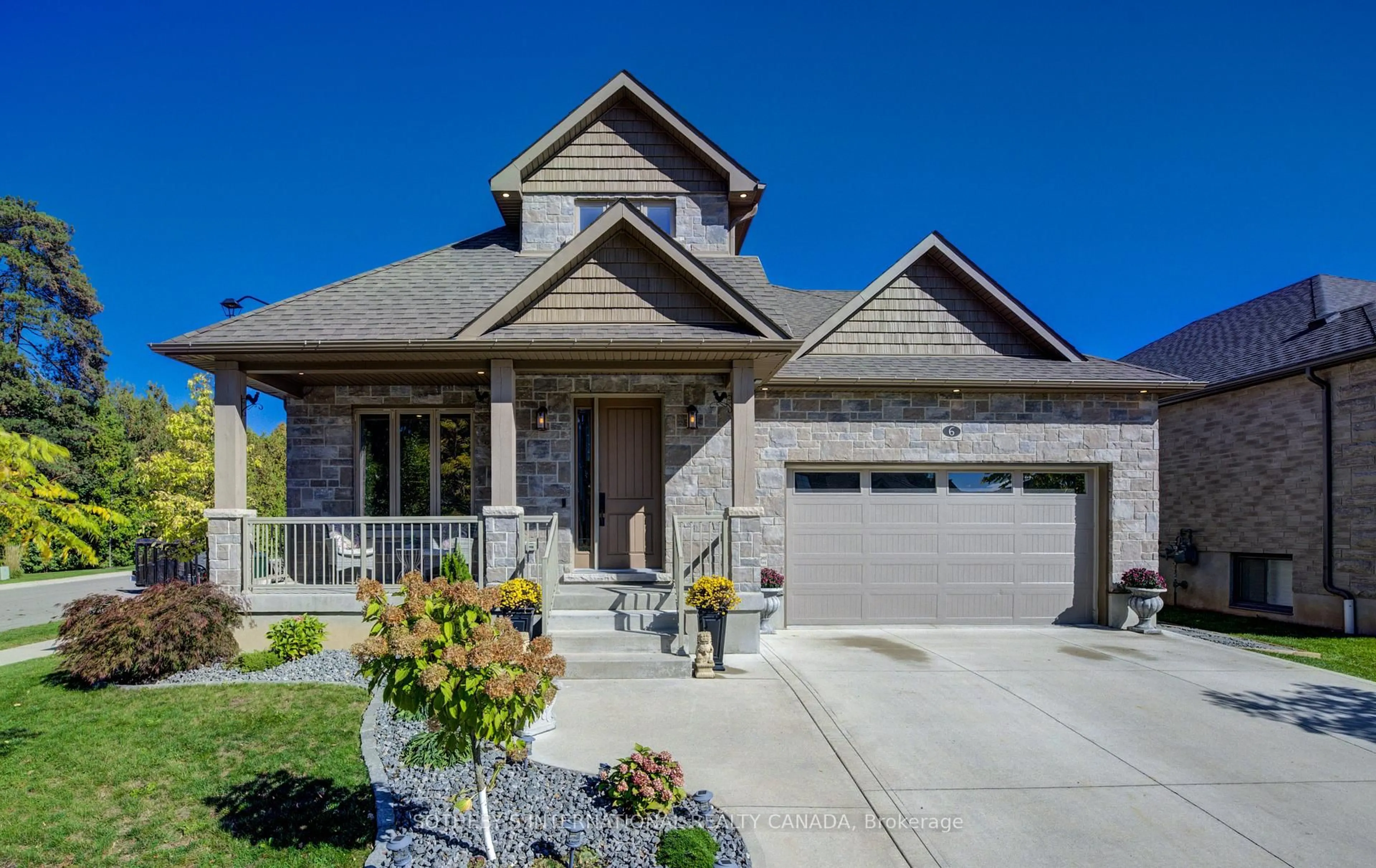 Home with brick exterior material, street for 6 Gore Estate Crt, North Dumfries Ontario N0B 1E0