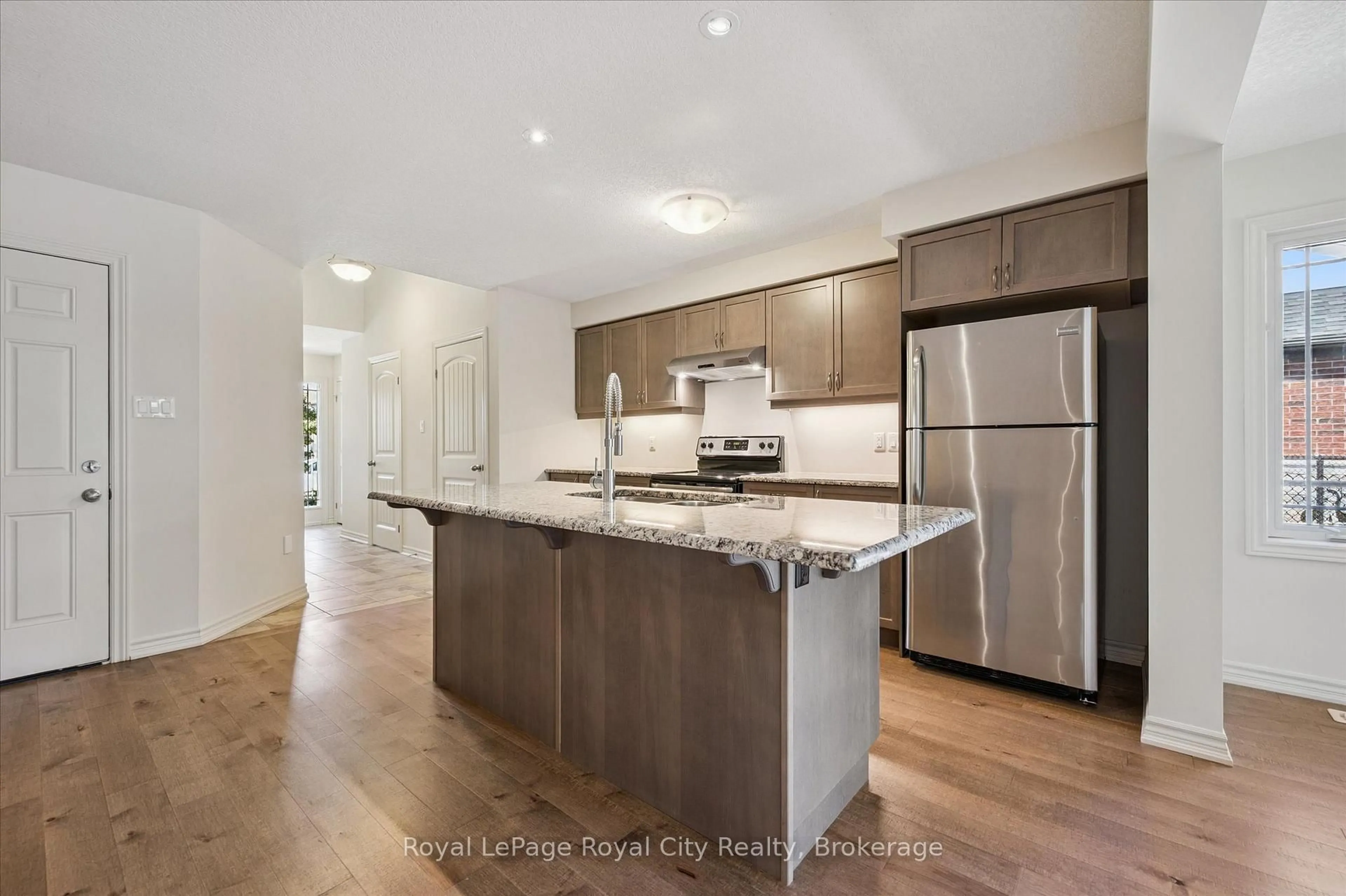 Open concept kitchen, unknown for 52 Aberdeen St, Centre Wellington Ontario N1M 0C1