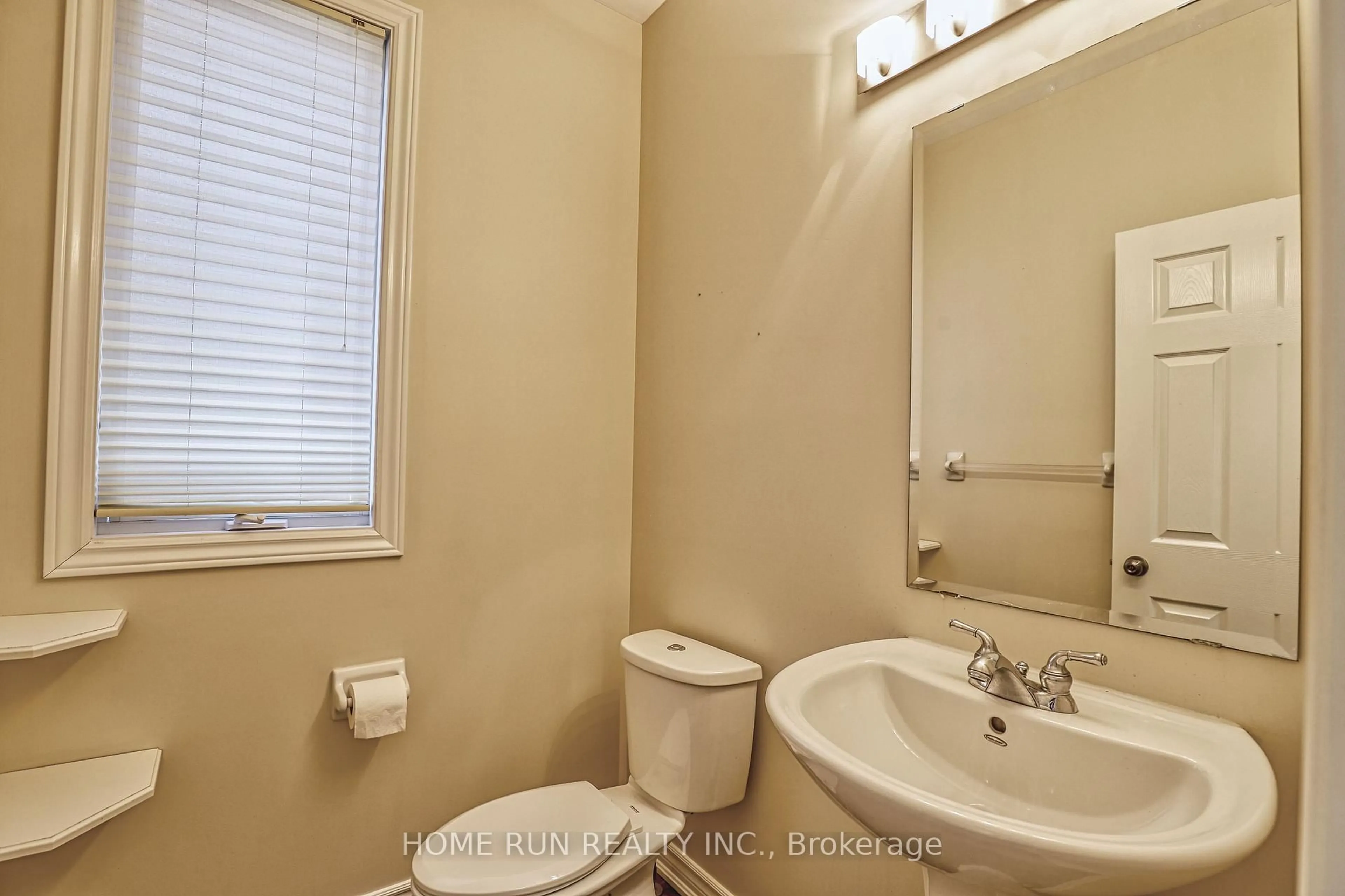 Standard bathroom, unknown for 226 CELTIC RIDGE Cres, Ottawa Ontario K2W 0C3