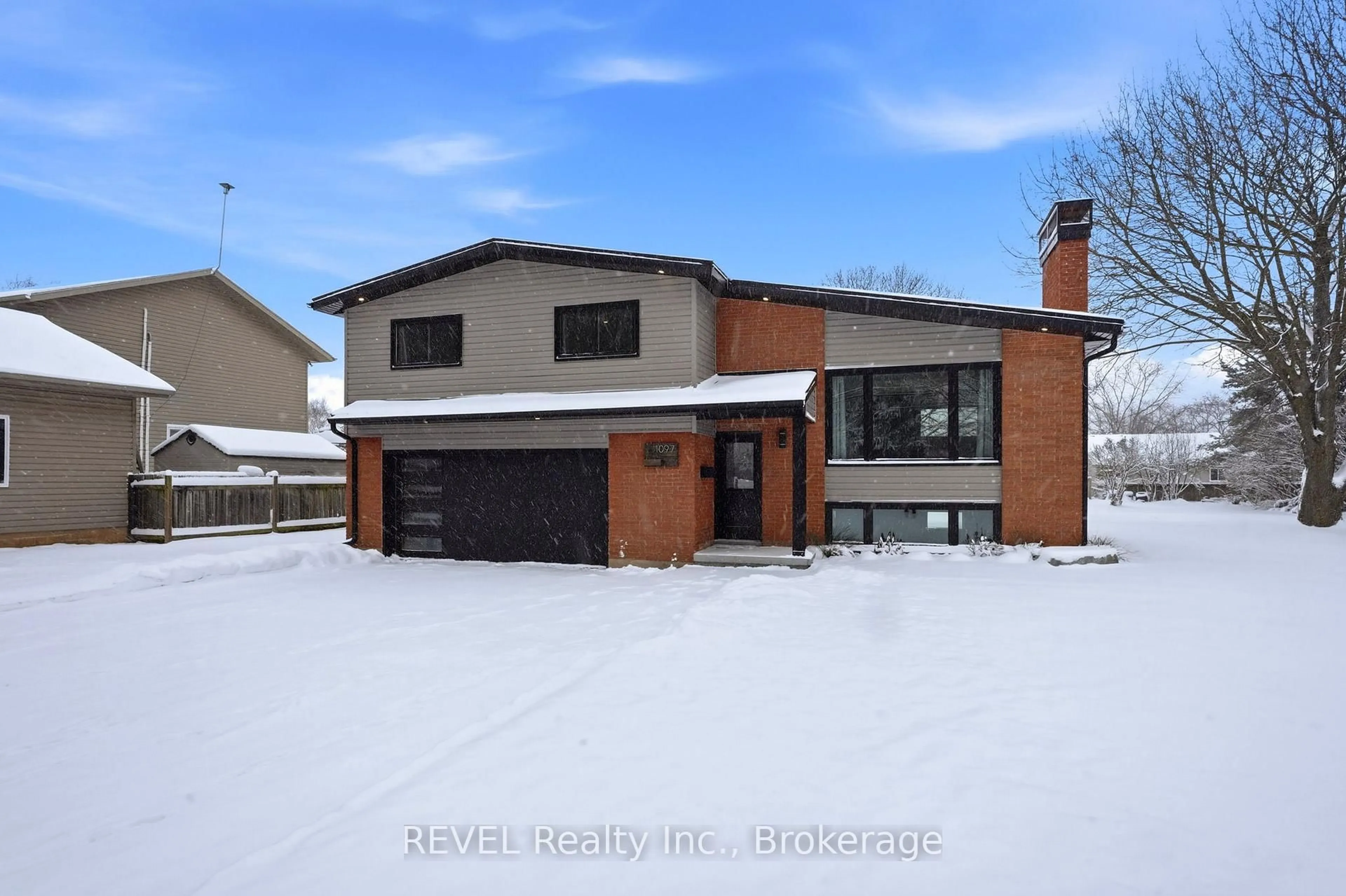 Unknown for 1097 Pelham St, Pelham Ontario L3C 3E4