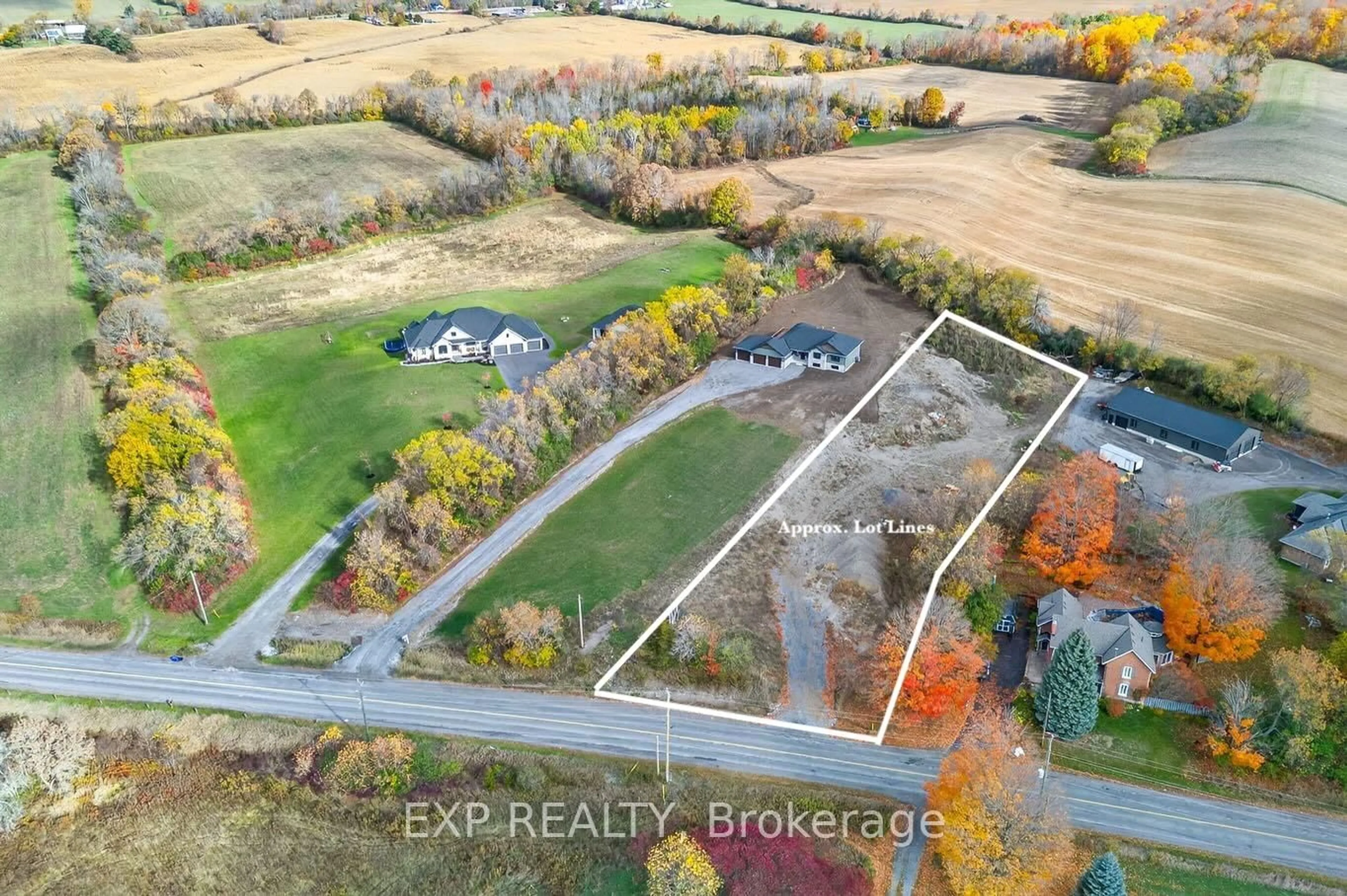 A pic from outside/outdoor area/front of a property/back of a property/a pic from drone, building for 263 Wallbridge Rd, Quinte West Ontario K8P 1Z3