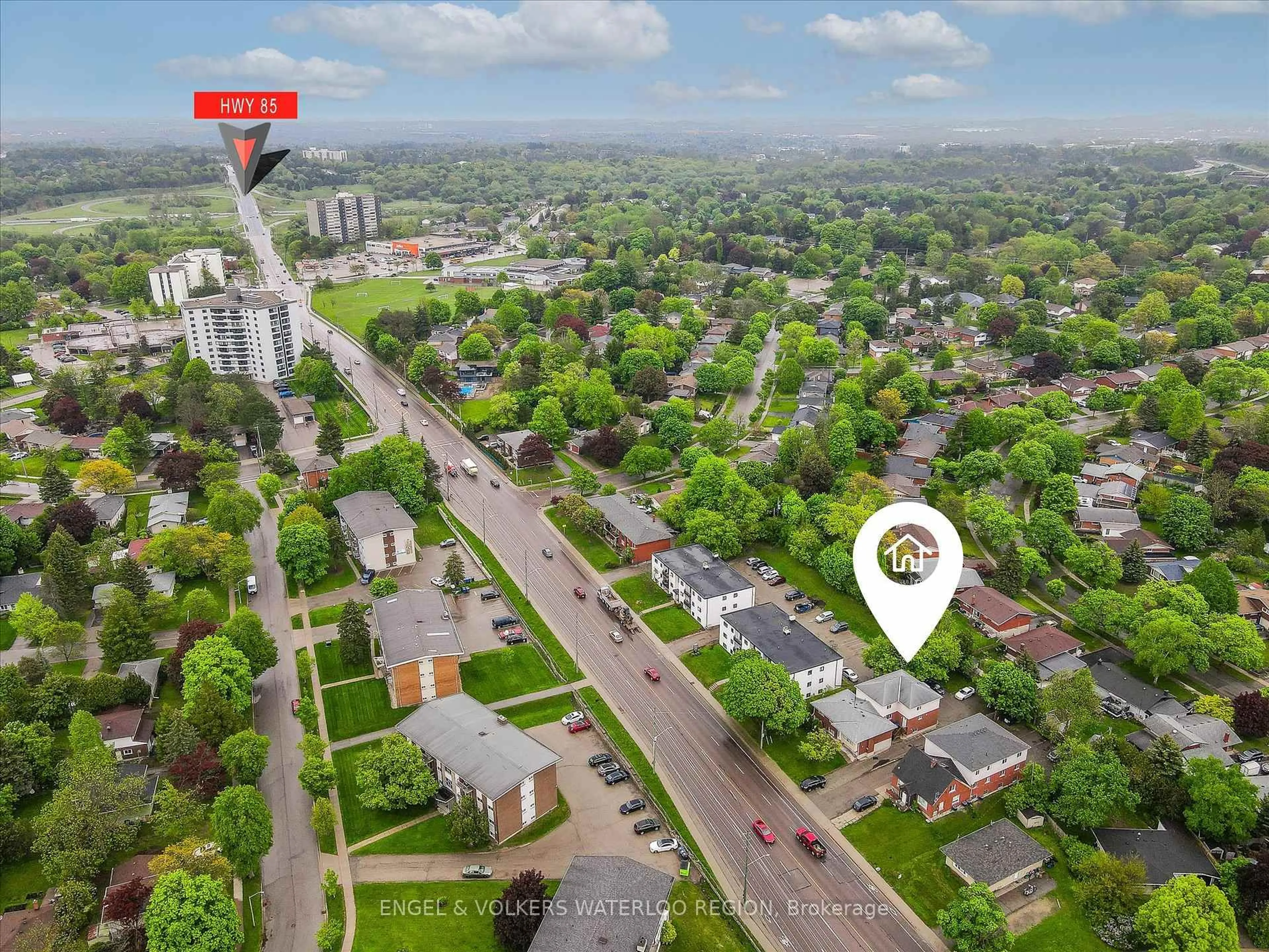 A pic from outside/outdoor area/front of a property/back of a property/a pic from drone, street for 155 University Ave, Waterloo Ontario N2J 2W4