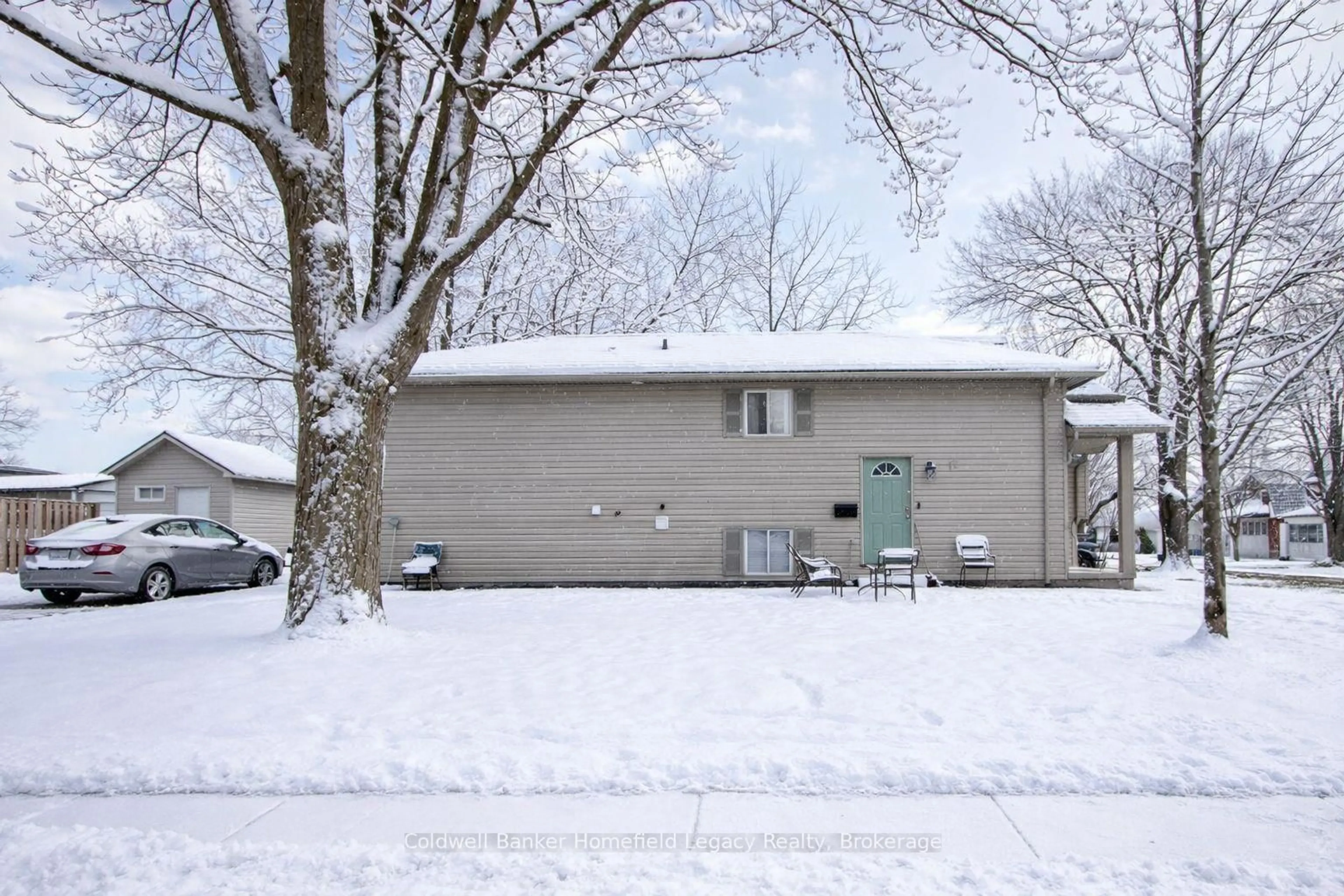 Unknown for 17 Laurier St, Stratford Ontario N5A 4M2