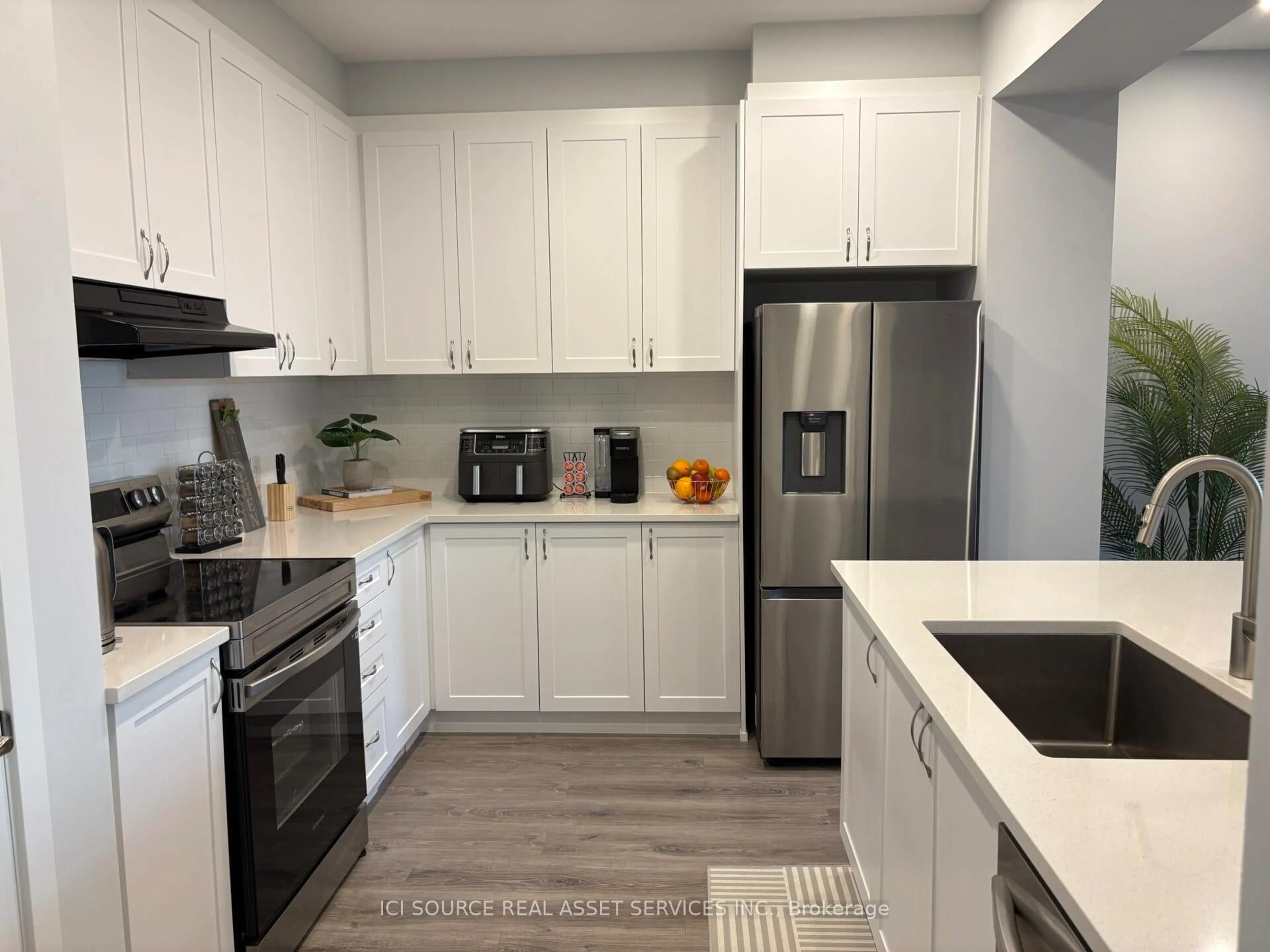 Open concept kitchen, unknown for 617 Quilter Row, Richmond Ontario K0A 2Z0