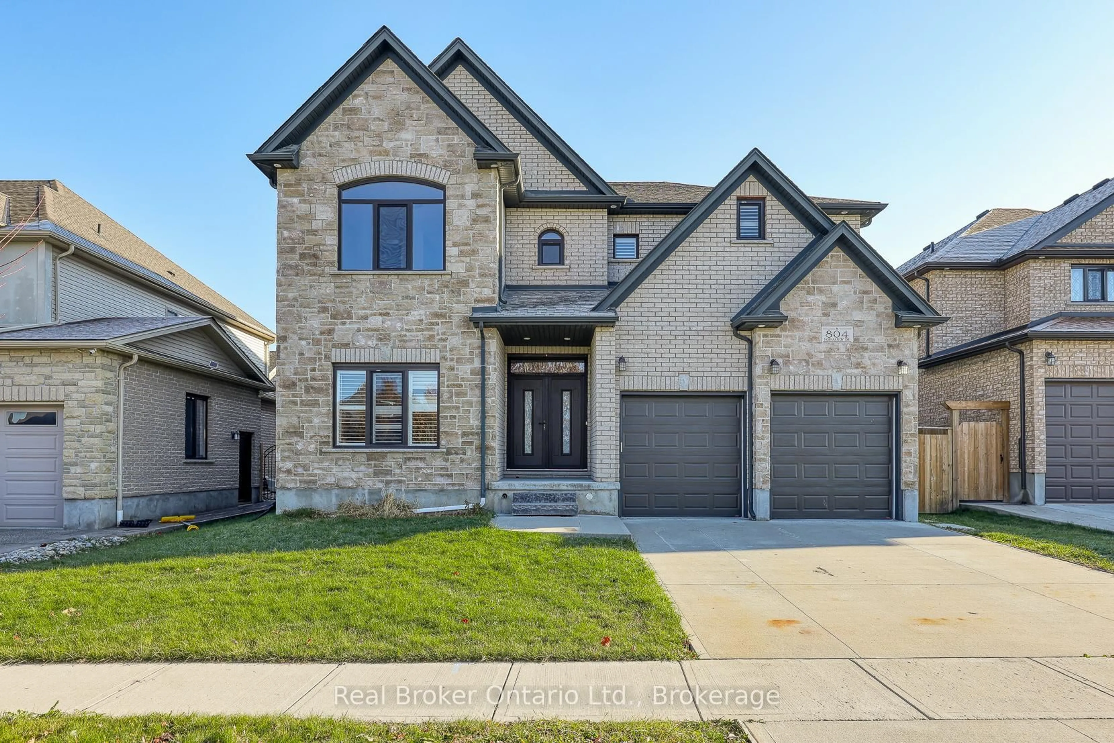 Home with brick exterior material, street for 804 Normandy Dr, Woodstock Ontario N4T 0E6