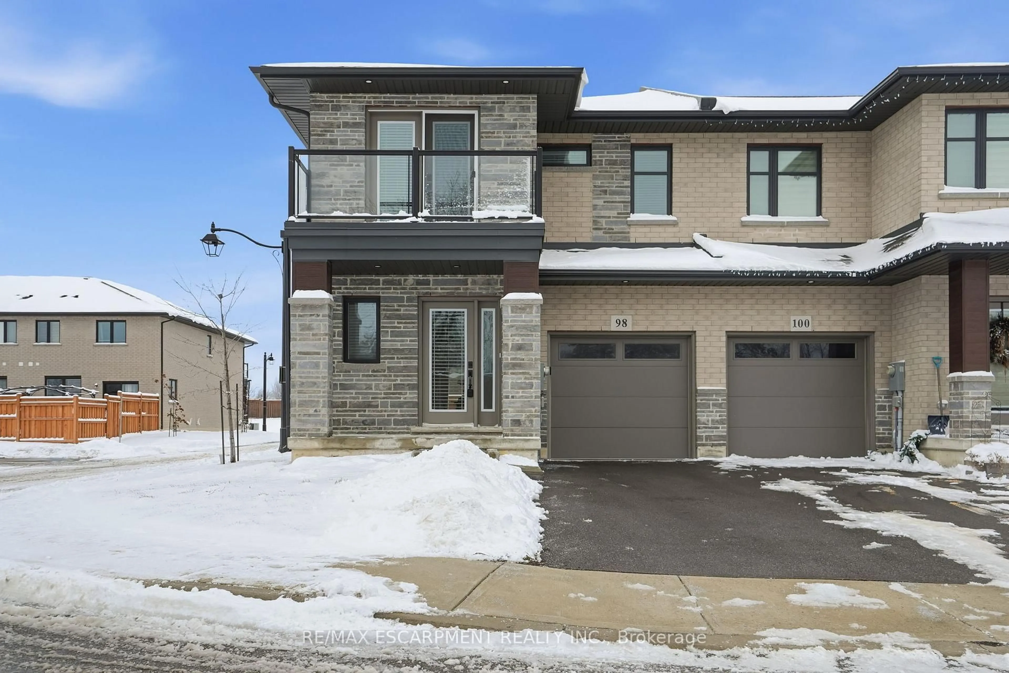 Home with brick exterior material, street for 98 Jayla Lane, West Lincoln Ontario L0R 2A0