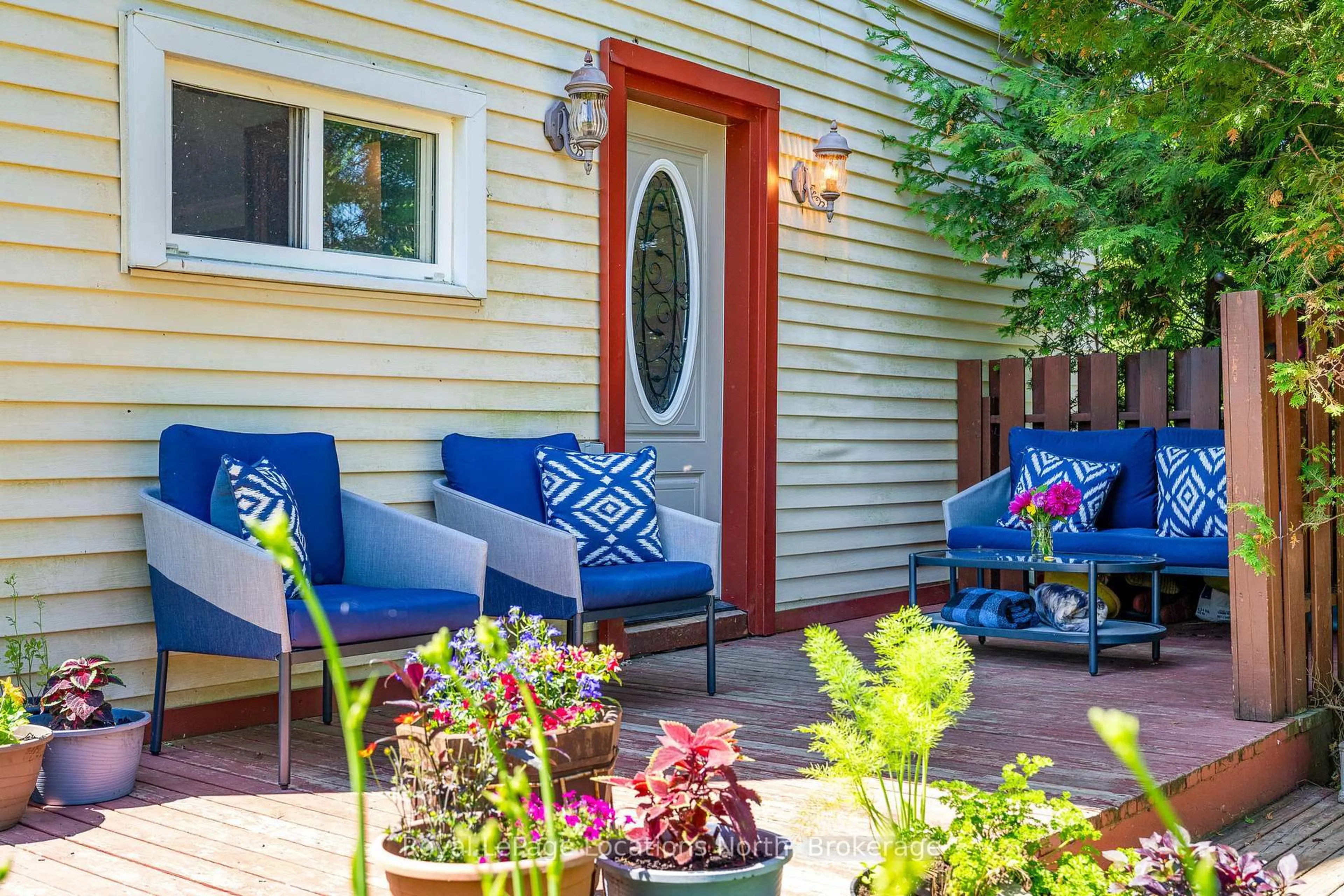 Patio, street for 138237 Grey Road 112, Meaford Ontario N4L 1W5