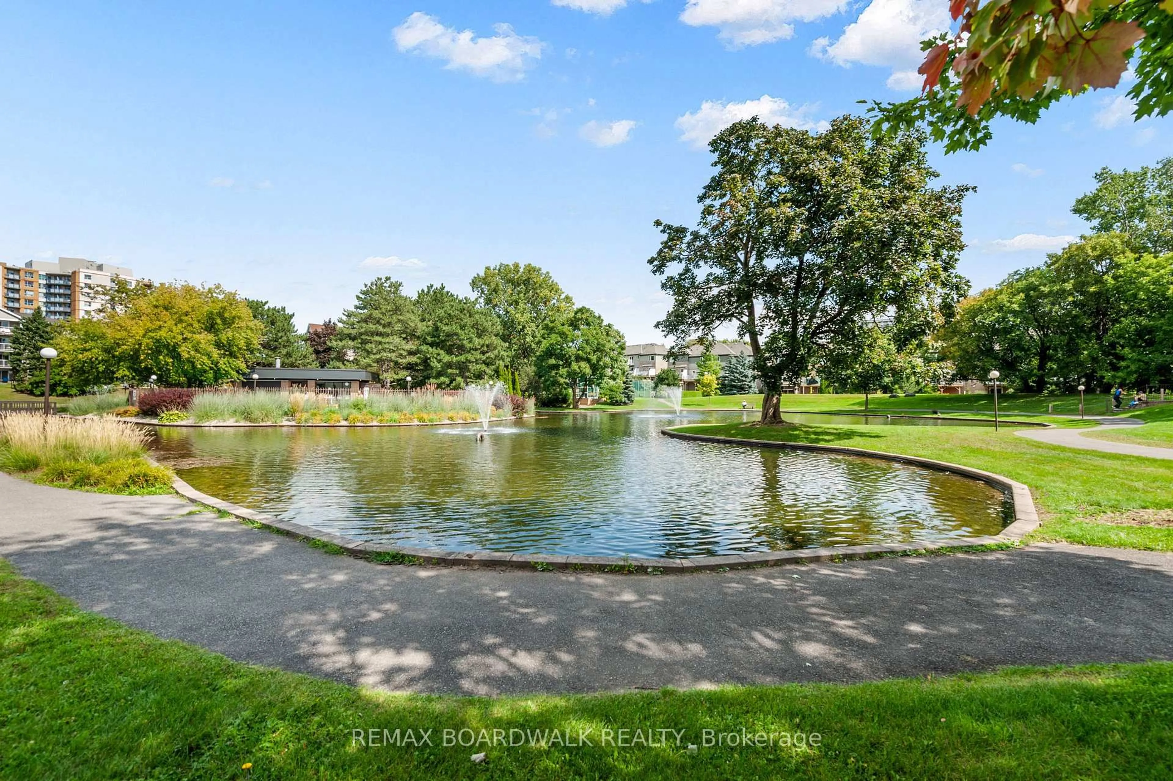 Pool for 260 Brittany Dr #418, Ottawa Ontario K1K 4M2