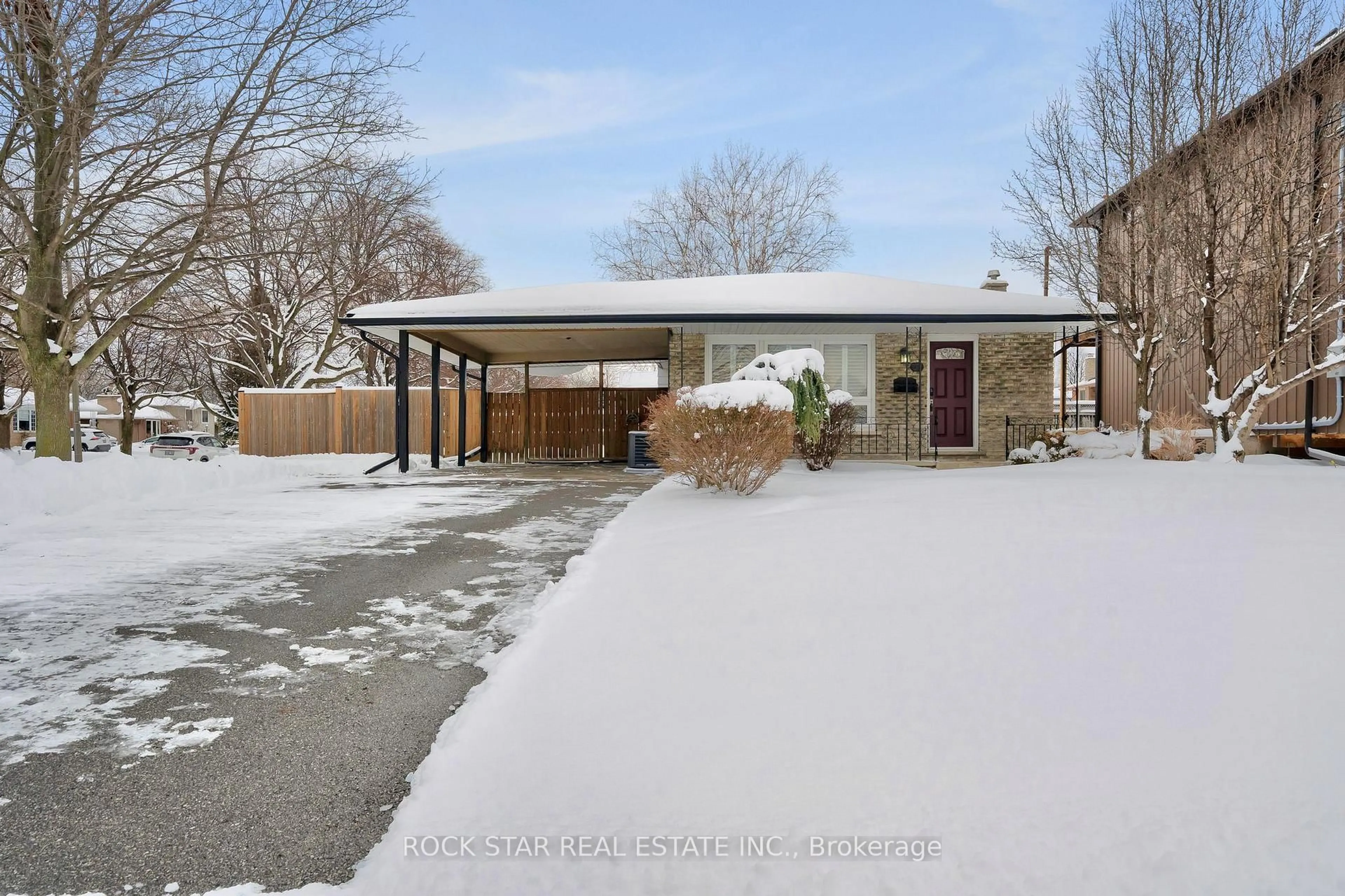 Unknown for 40 Linlake Dr, St. Catharines Ontario L2N 2M3