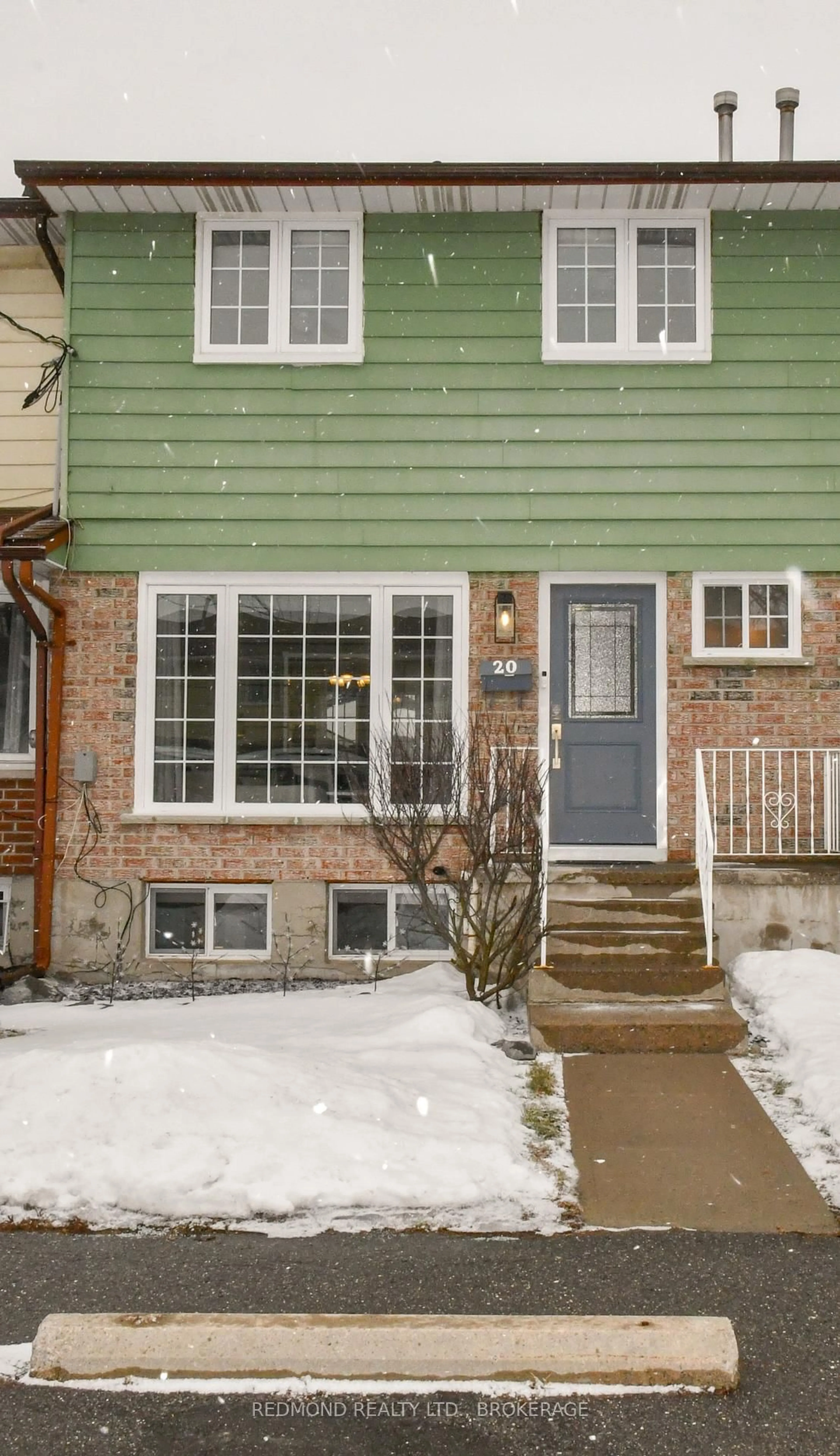 Unknown for 30 Addington St #20, Loyalist Ontario K7N 1C5