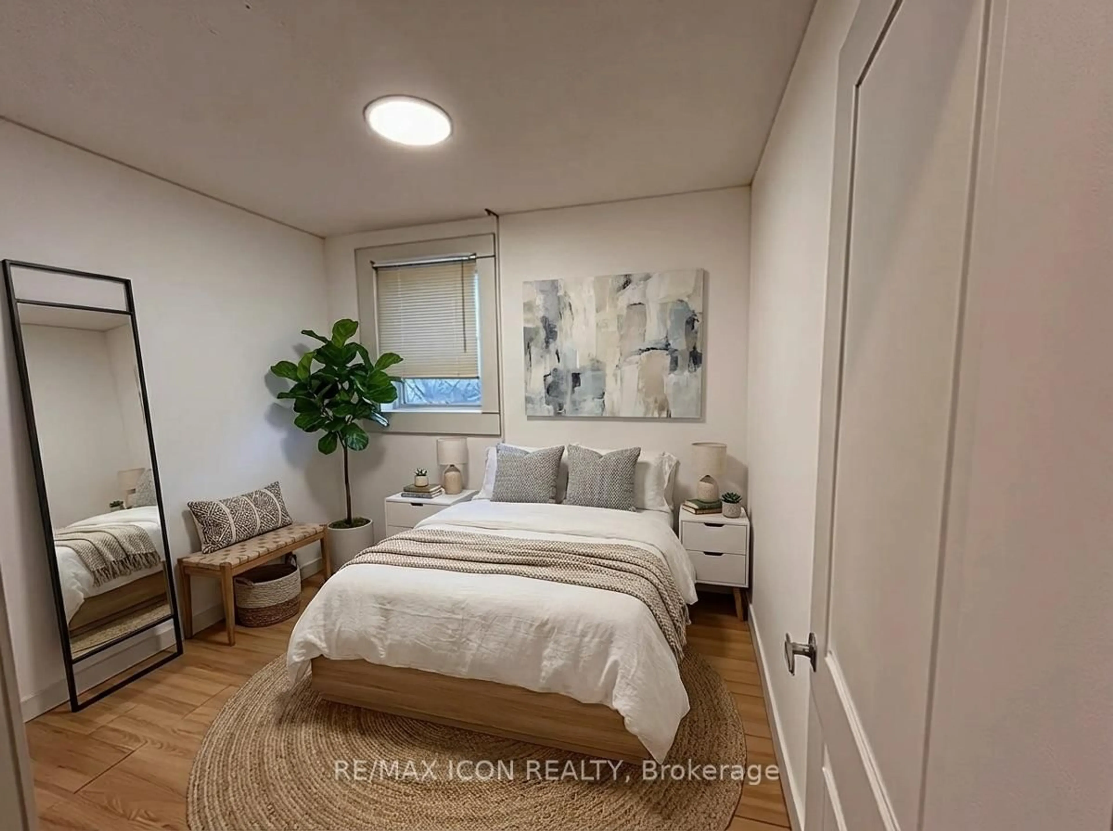 A pic of a room for 565 South St, London East Ontario N6B 1C5