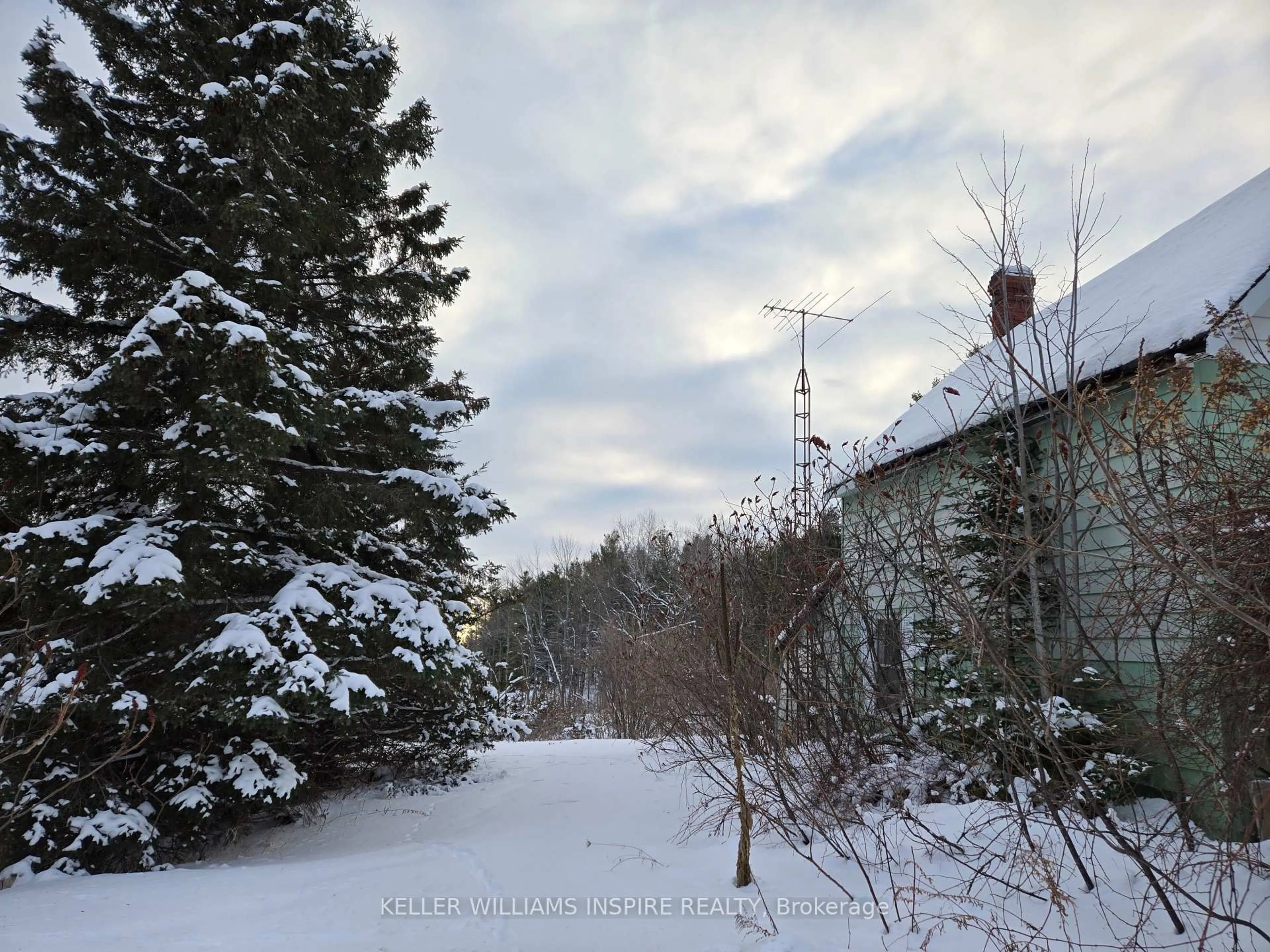 Unknown for 10118 Highway 41 Highway, Kaladar Ontario K0H 1Z0