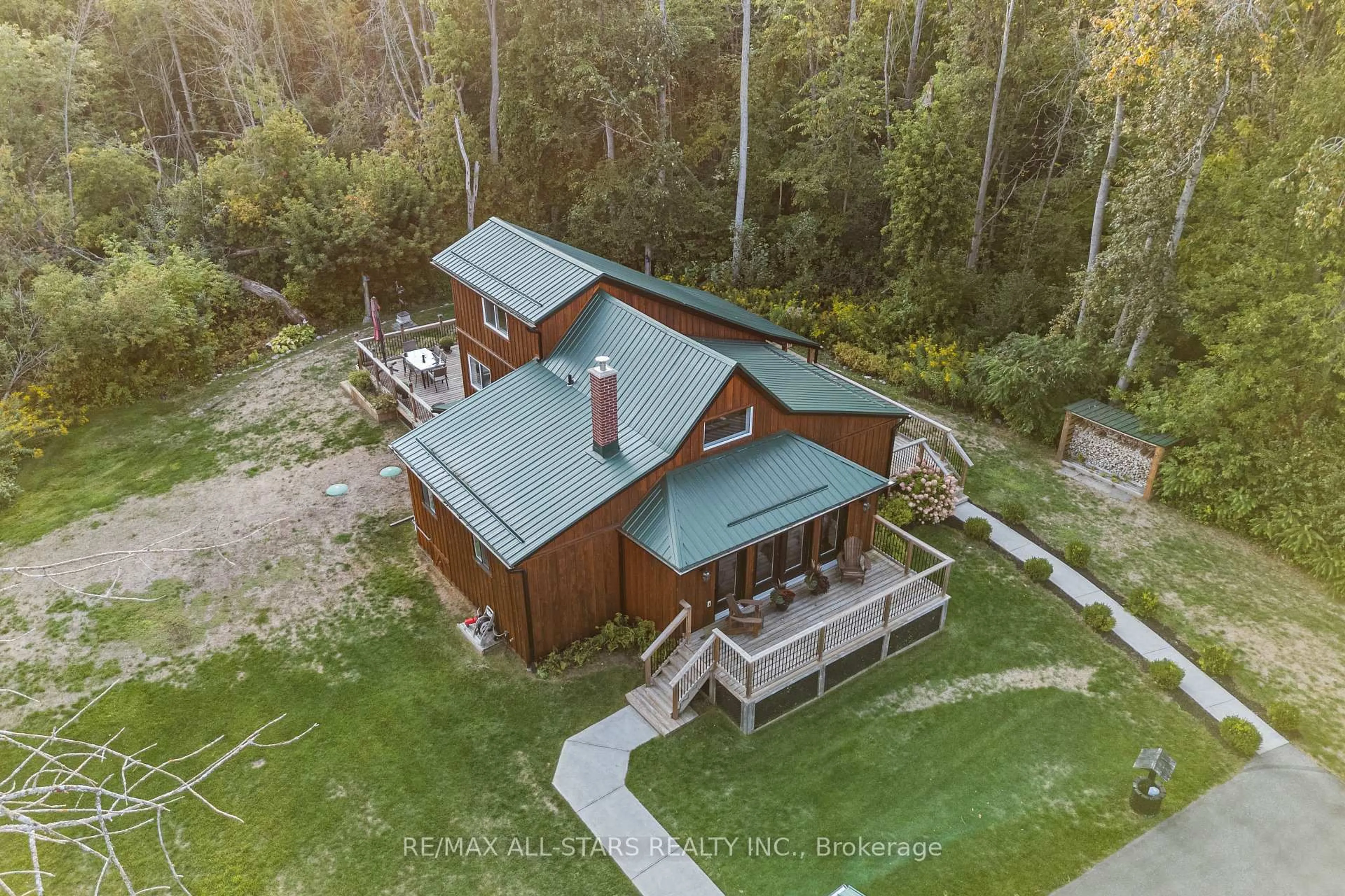 A pic from outside/outdoor area/front of a property/back of a property/a pic from drone, building for 36 Stinson's Bay Rd, Kawartha Lakes Ontario K0M 1N0