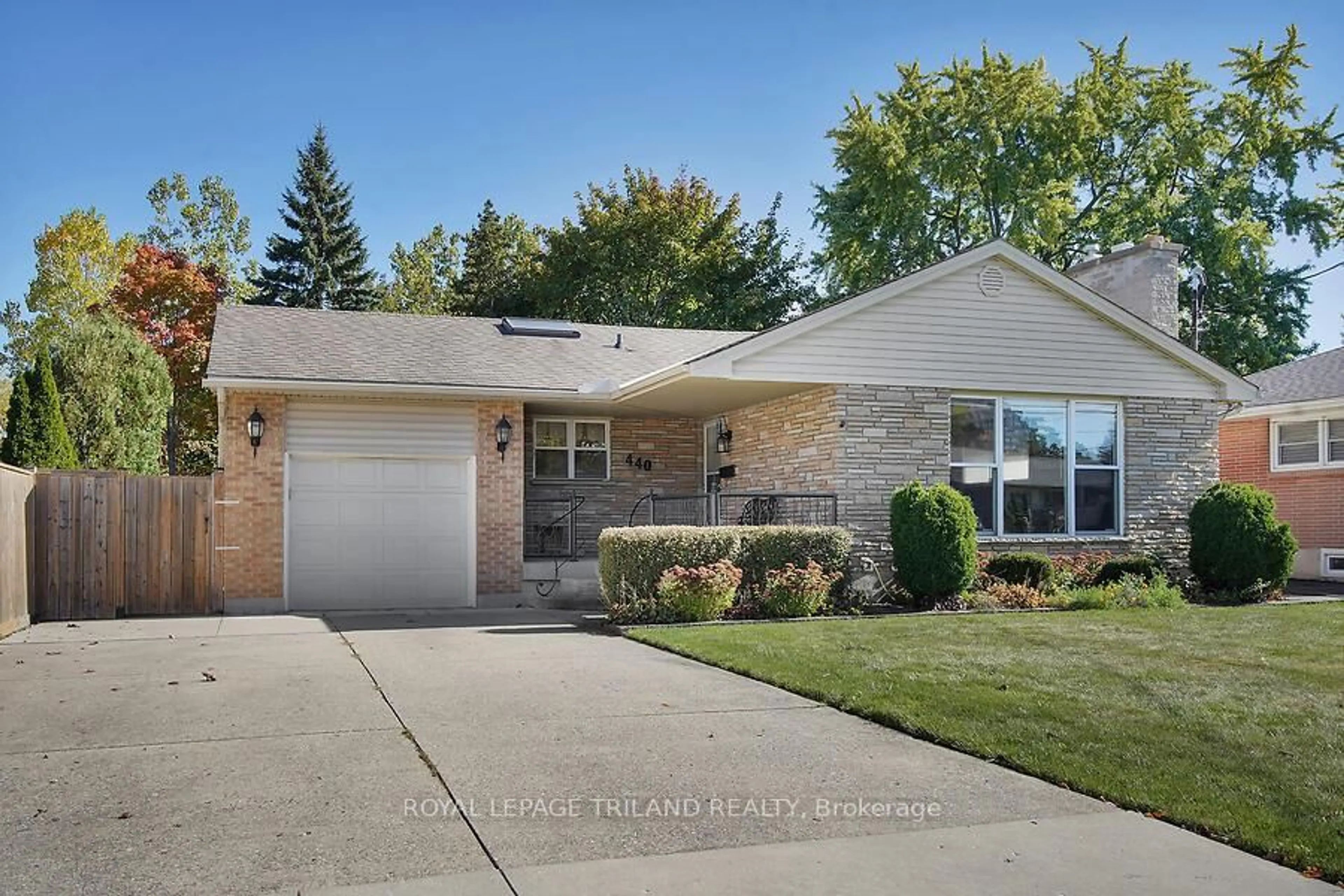 Home with brick exterior material, street for 440 Beachwood Ave, London South Ontario N6J 3K1