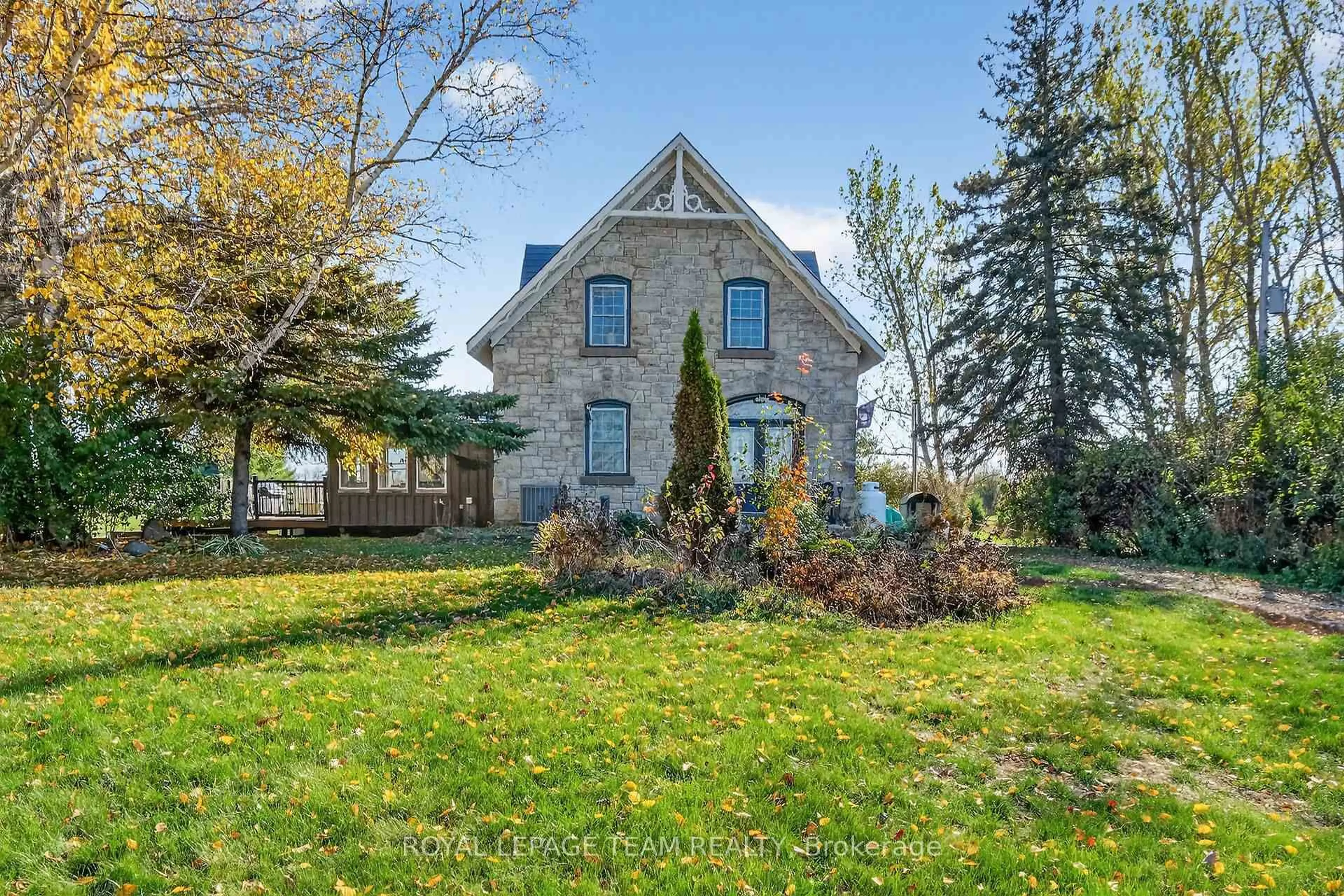 Home with brick exterior material, unknown for 15 Bass Rd, Elizabethtown-Kitley Ontario K0G 1L0