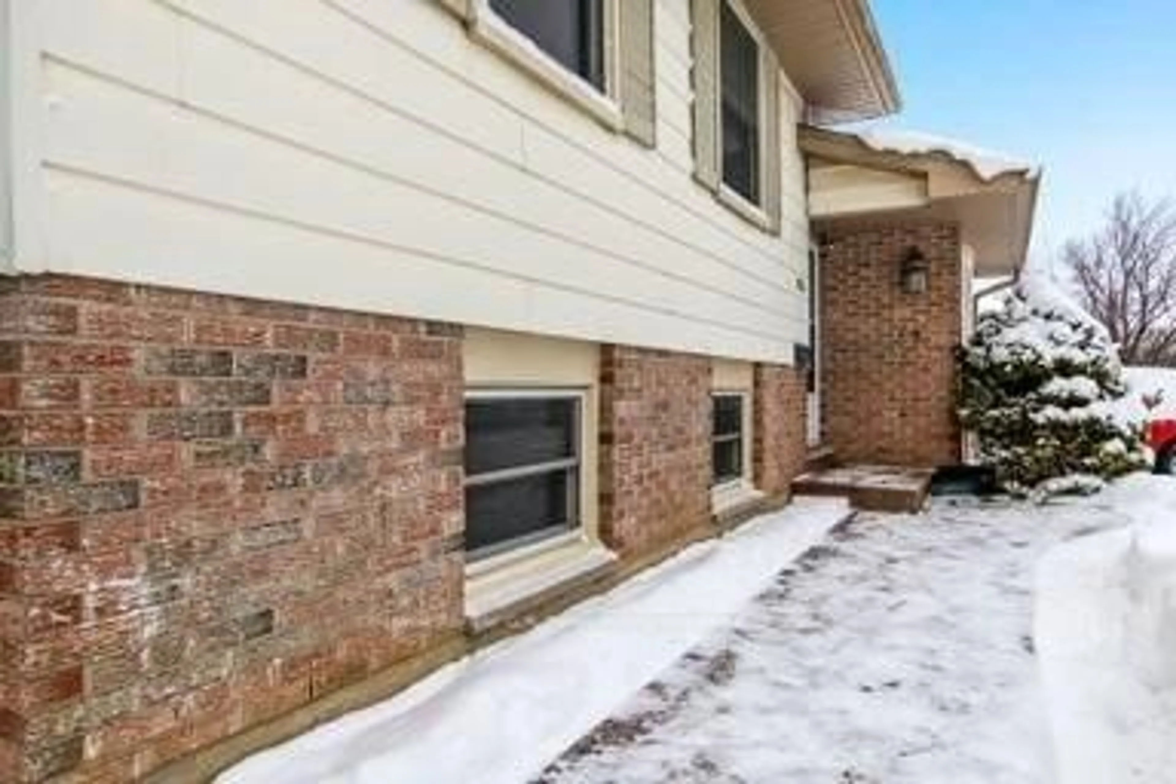 Home with brick exterior material, street for 1543 Aldersbrook Rd, London North Ontario N6G 2Z1