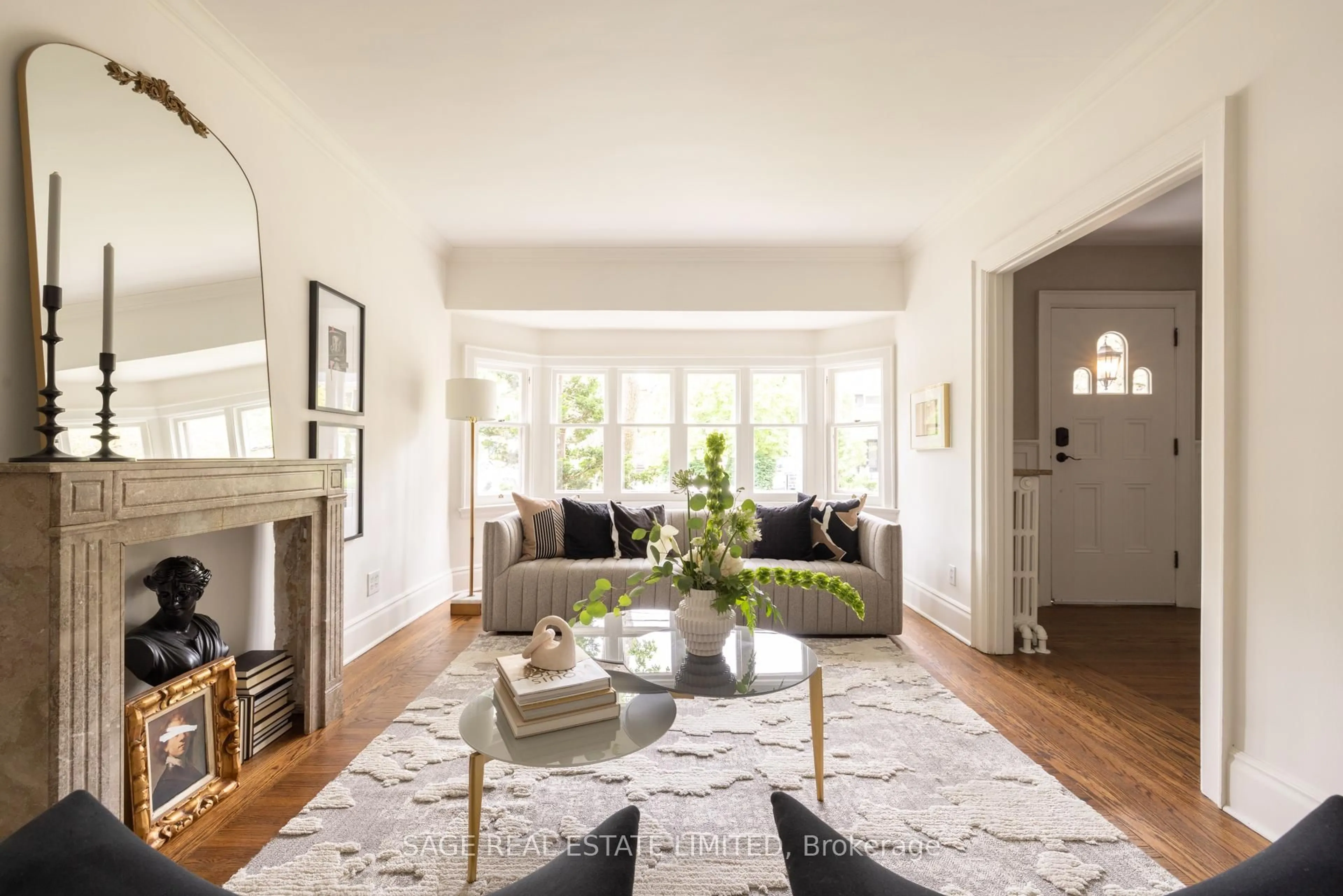 Living room with furniture, unknown for 124 Cline Ave, Hamilton Ontario L8S 3Z8