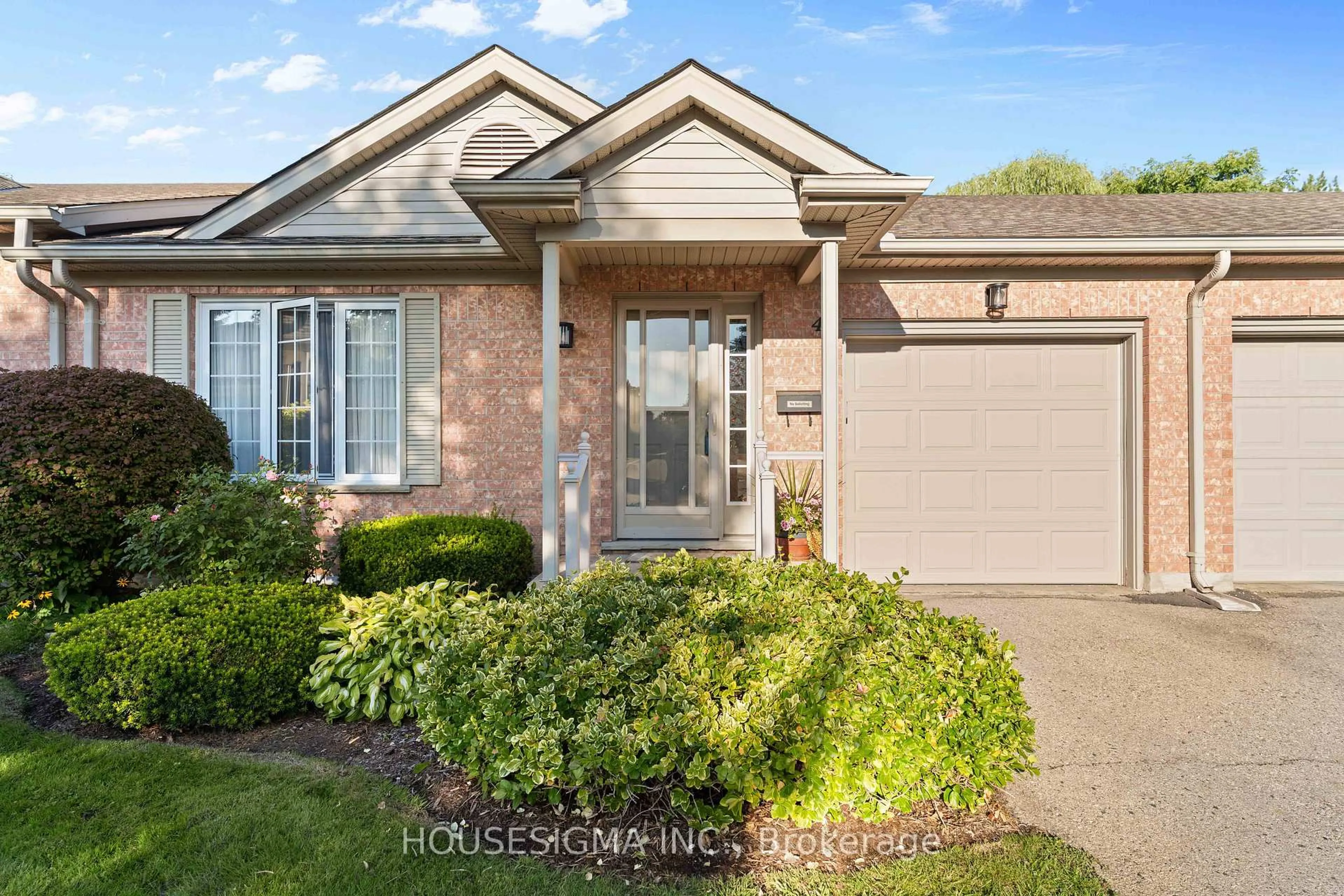 Home with brick exterior material, street for 601 Grenfell Dr #44, London North Ontario N5X 4E5