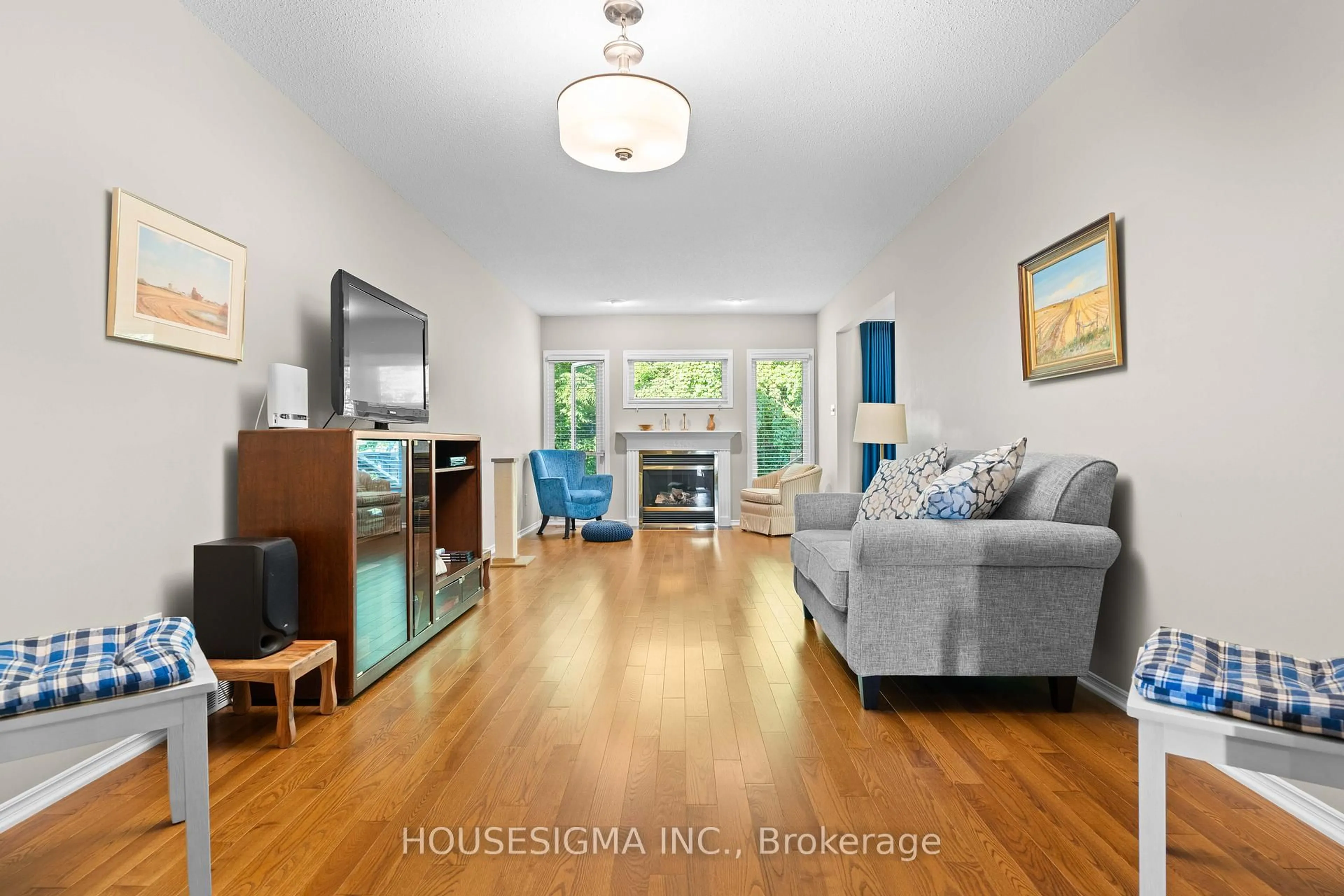 Living room with furniture, unknown for 601 Grenfell Dr #44, London North Ontario N5X 4E5