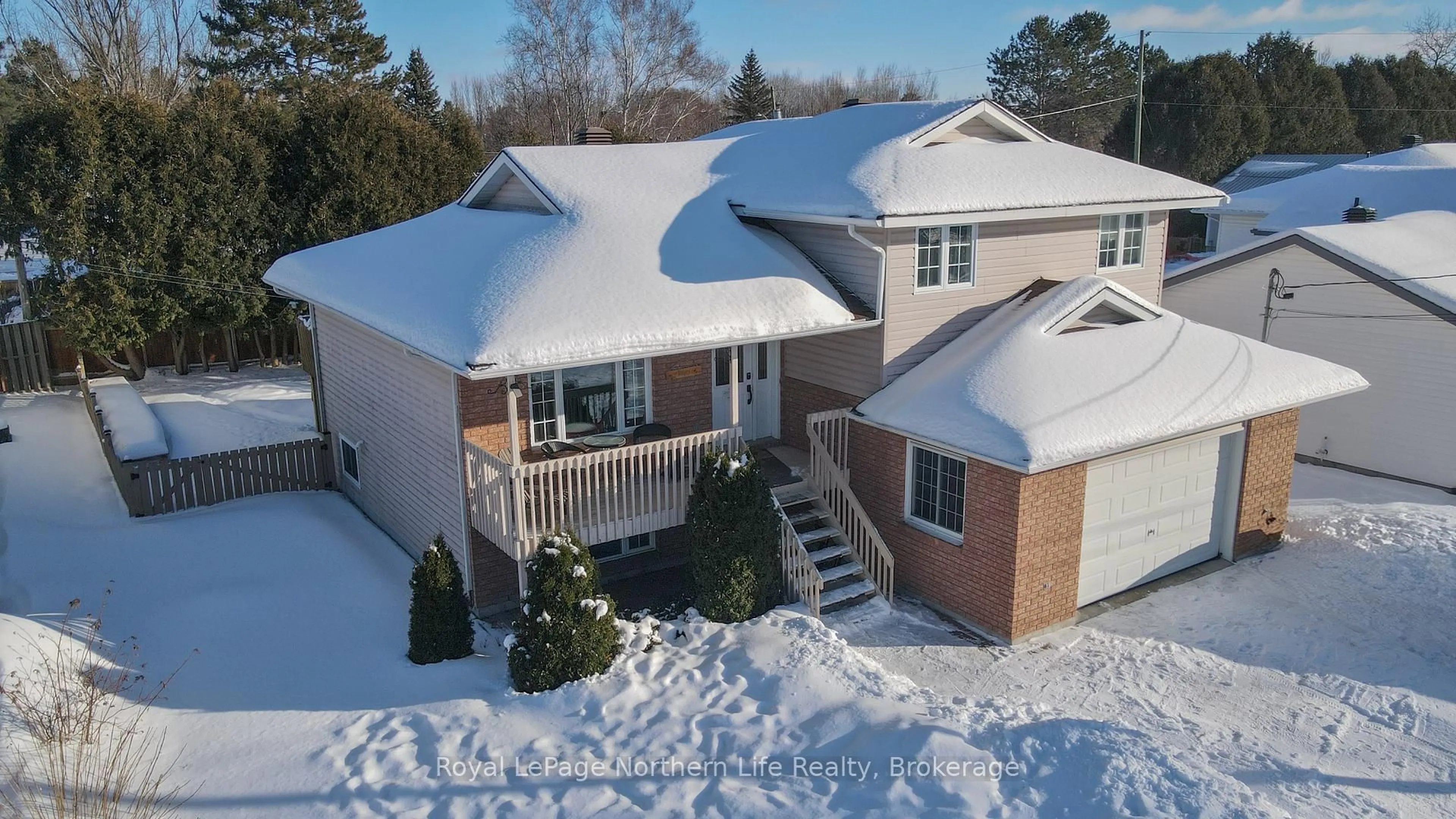 A pic from outside/outdoor area/front of a property/back of a property/a pic from drone, unknown for 308 Aubin St, West Nipissing Ontario P2B 3C1