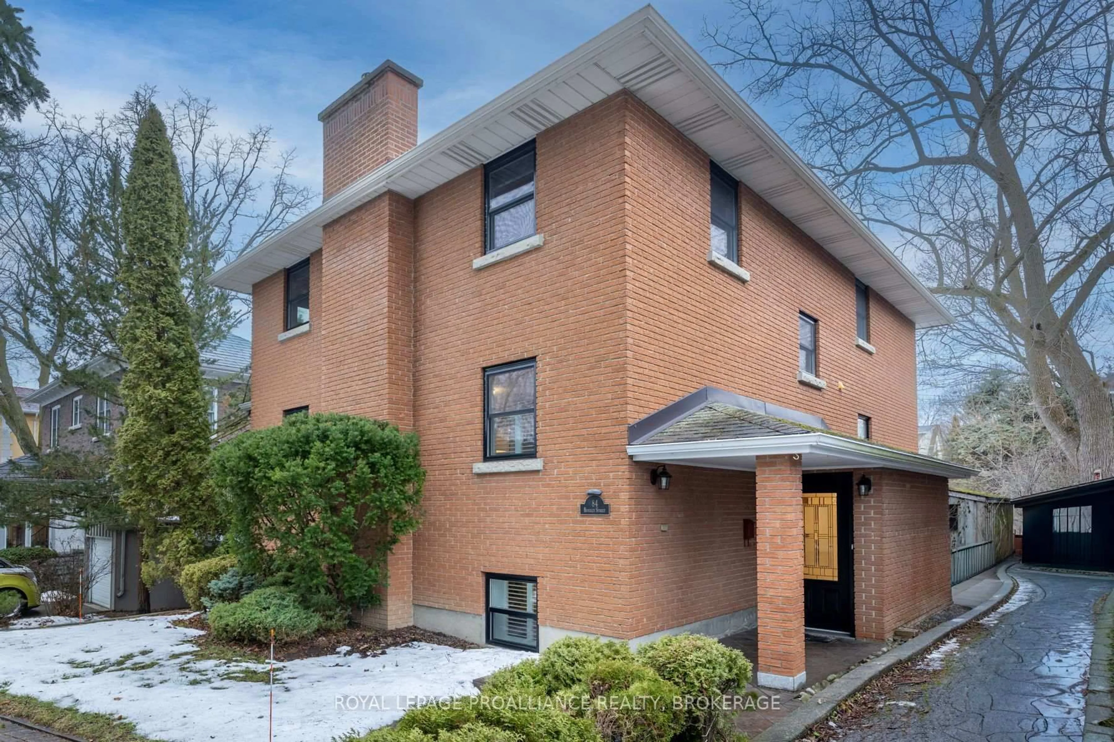 Home with brick exterior material, building for 84 Beverley St, Kingston Ontario K7L 3Y6