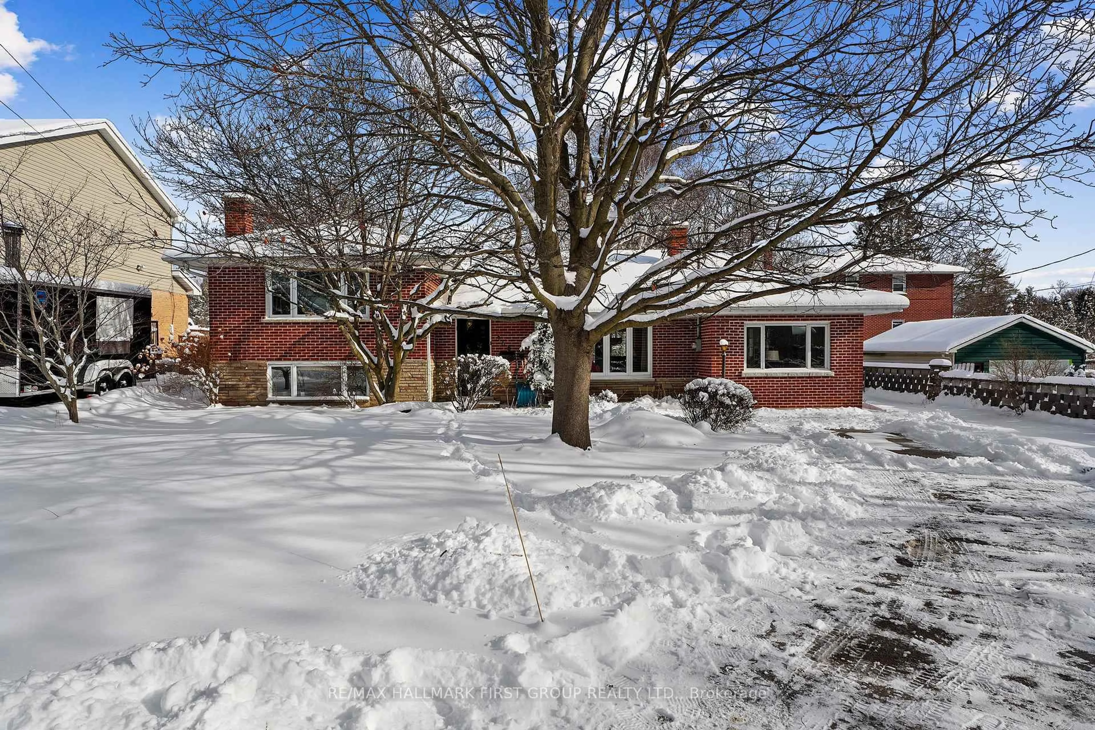 Unknown for 368 Anne St, Cobourg Ontario K9A 1G6