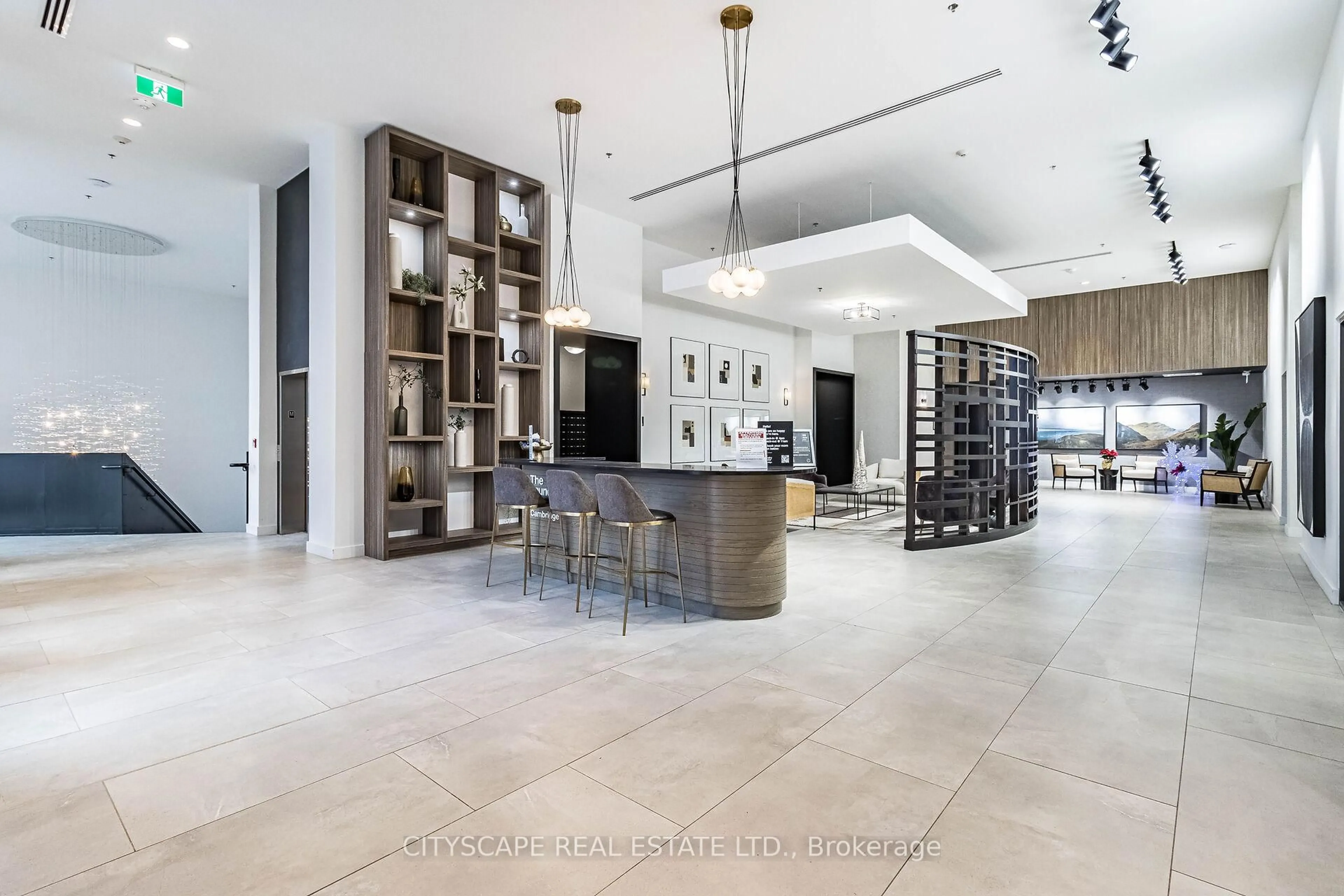 Contemporary kitchen, ceramic/tile floor for 15 Glebe St #1505, Cambridge Ontario N1S 0C3