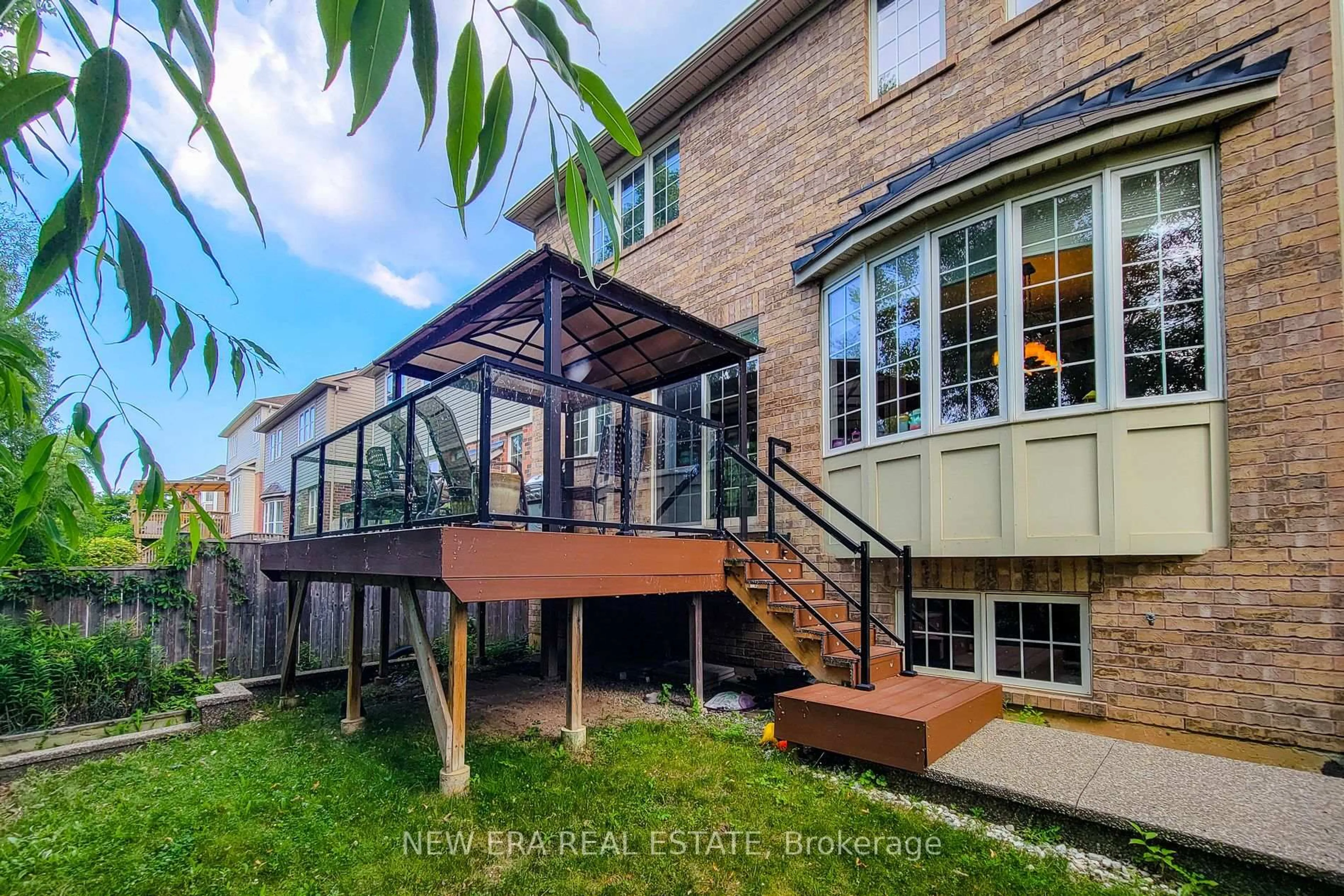 Unknown for 128 Montreal Circ, Hamilton Ontario L8E 0C8