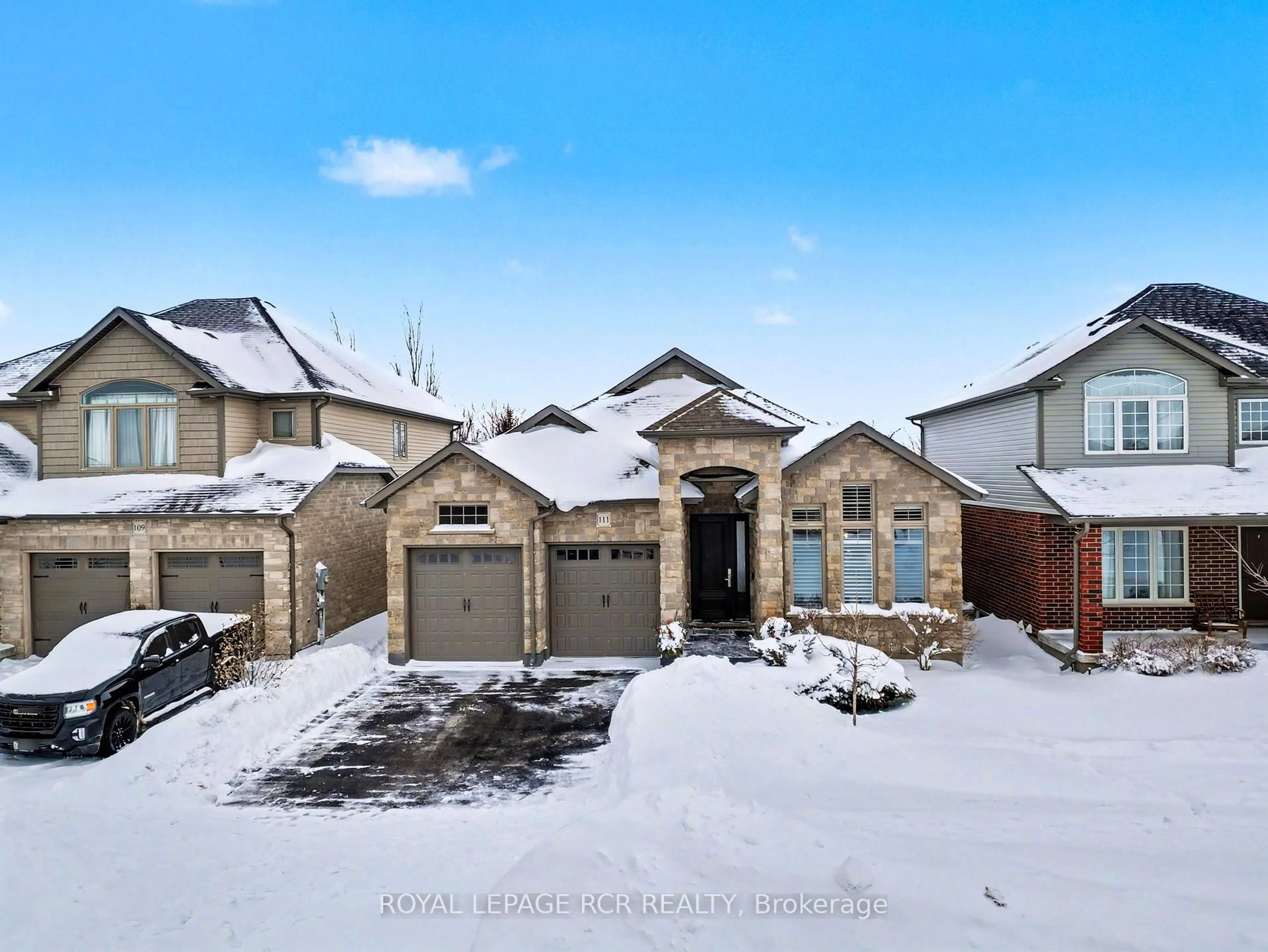 A pic from outside/outdoor area/front of a property/back of a property/a pic from drone, street for 111 Taylor Dr, East Luther Grand Valley Ontario L9W 6P2