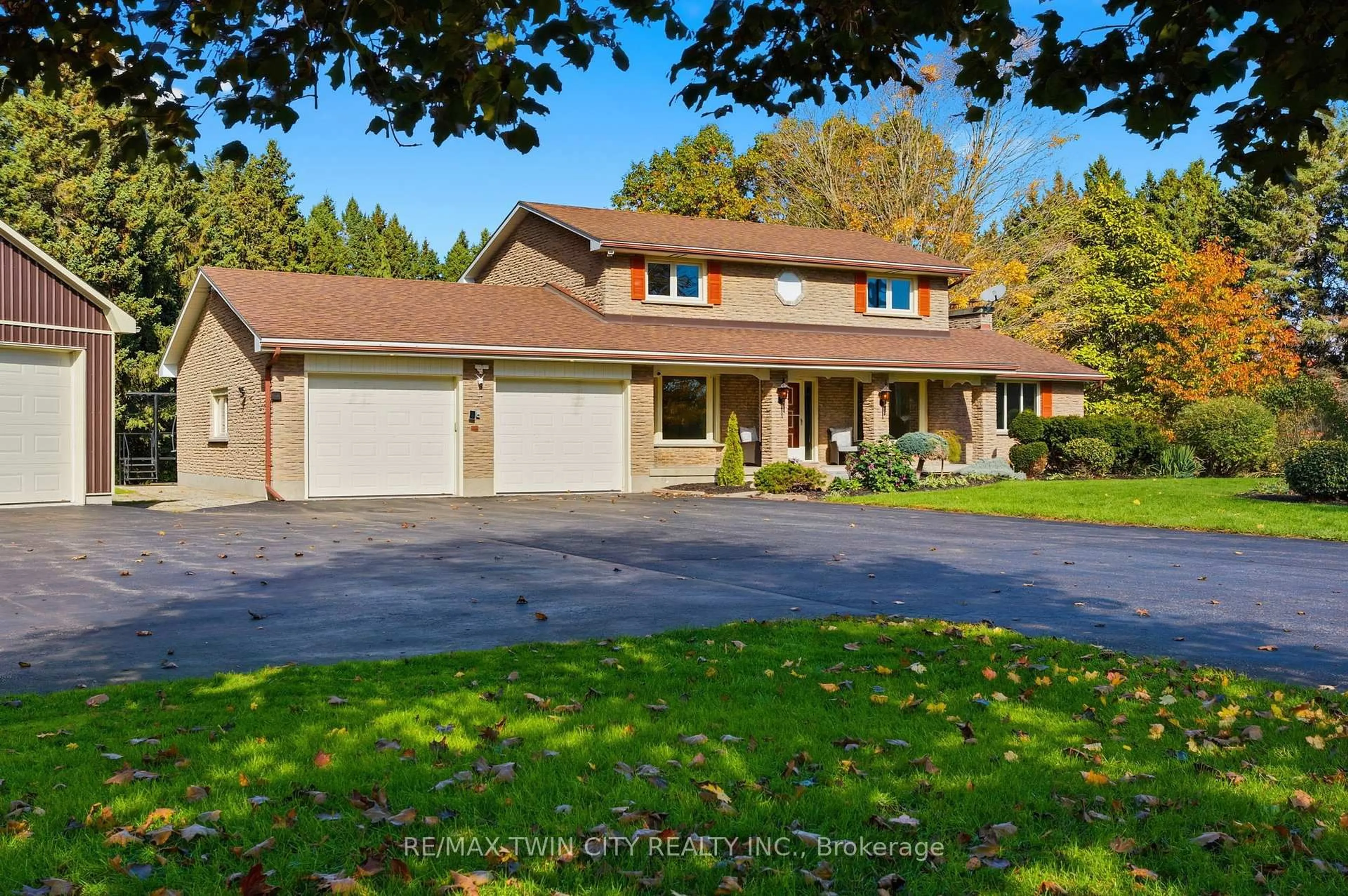 Unknown for 24 River Rd, Brantford Ontario N3R 0C1