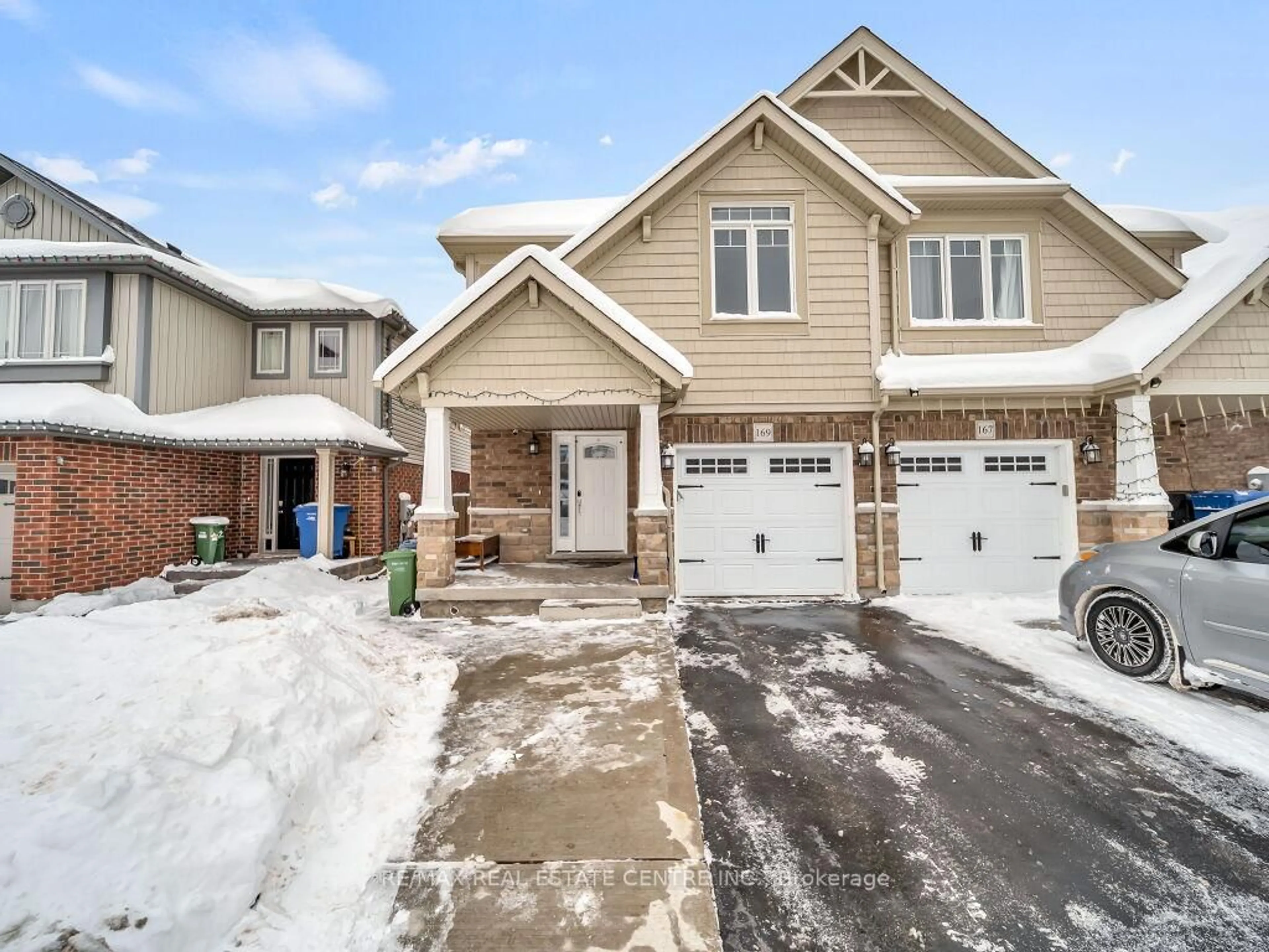 Home with brick exterior material, street for 169 Summit Ridge Dr, Guelph Ontario N1E 0M8