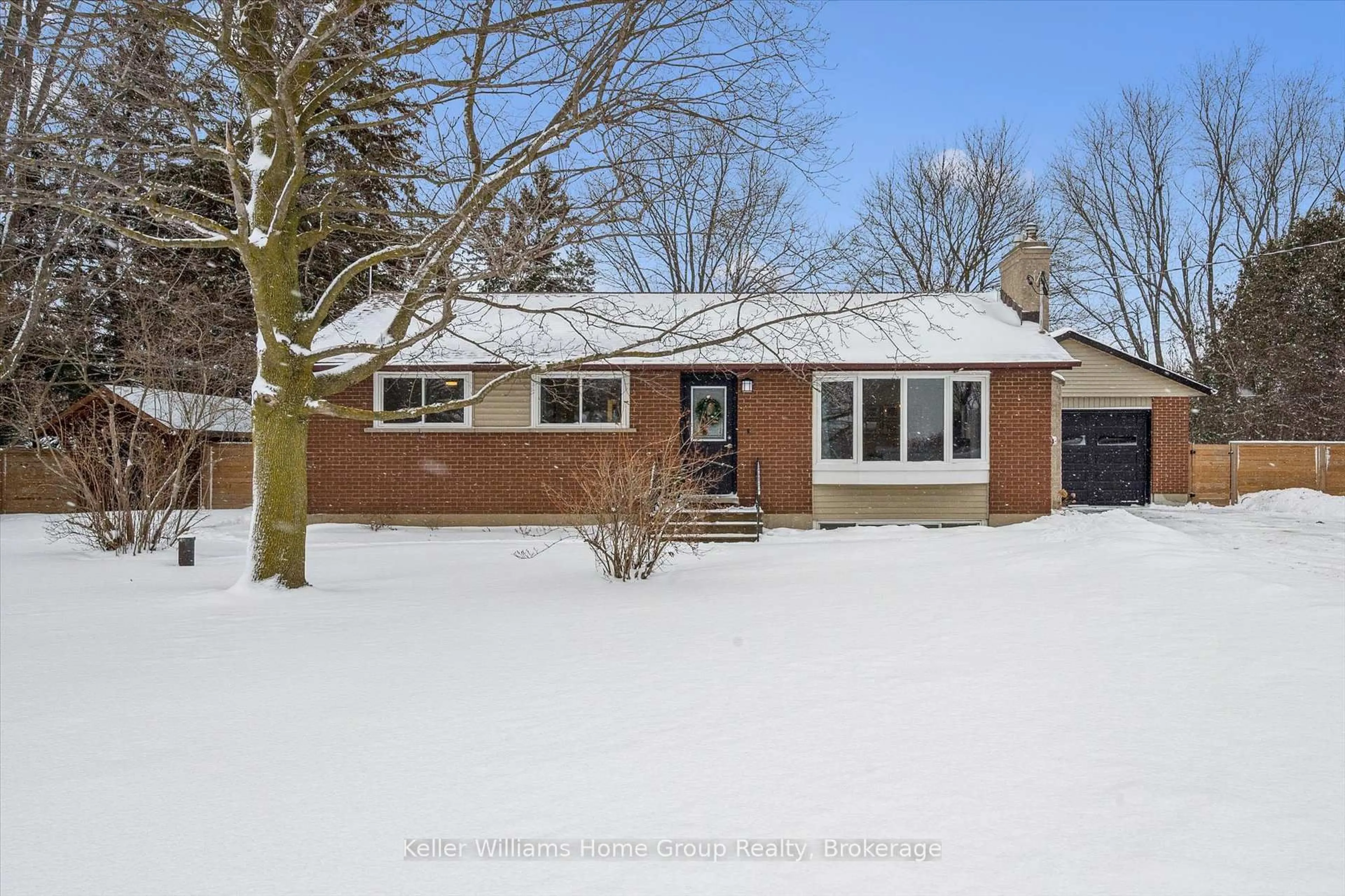 Home with brick exterior material, street for 5863 Wellington Road 7 Rd, Guelph/Eramosa Ontario N1H 6J2